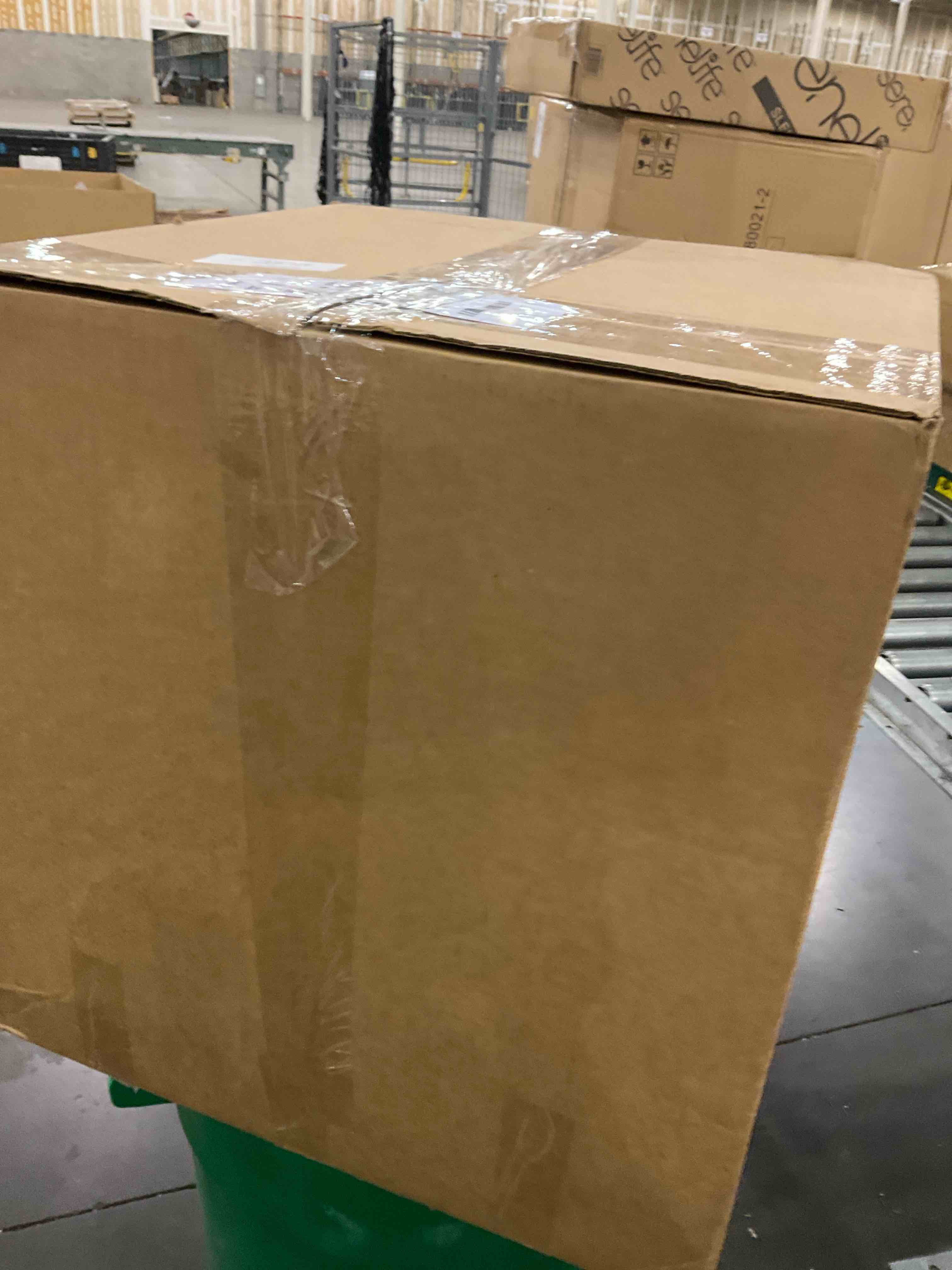 https://s3.amazonaws.com/lotting-images-prod/bidfta/BRN0323042_1732564432452.jpeg