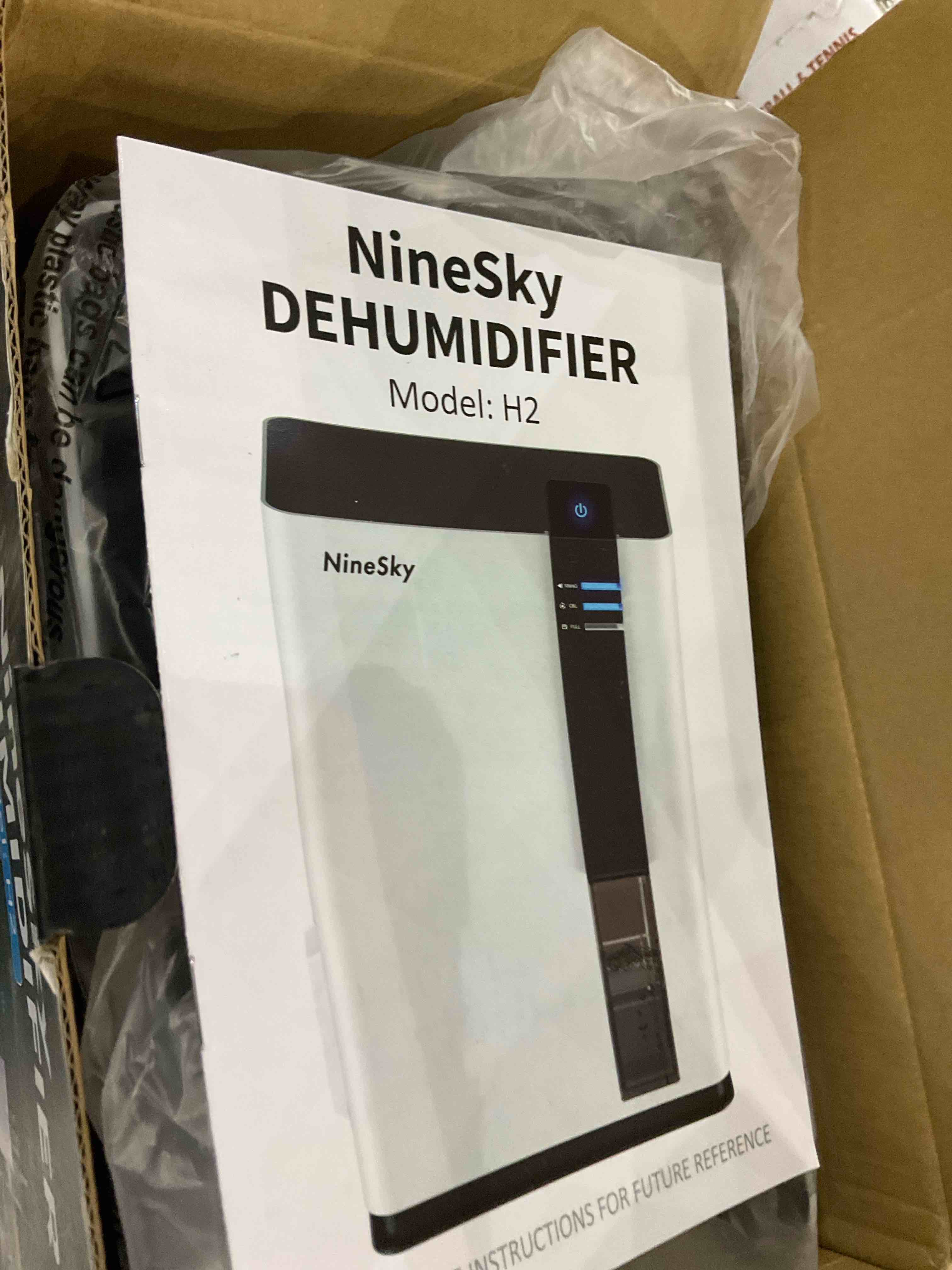 https://s3.amazonaws.com/lotting-images-prod/bidfta/BRN0323626_1732105473519.jpeg
