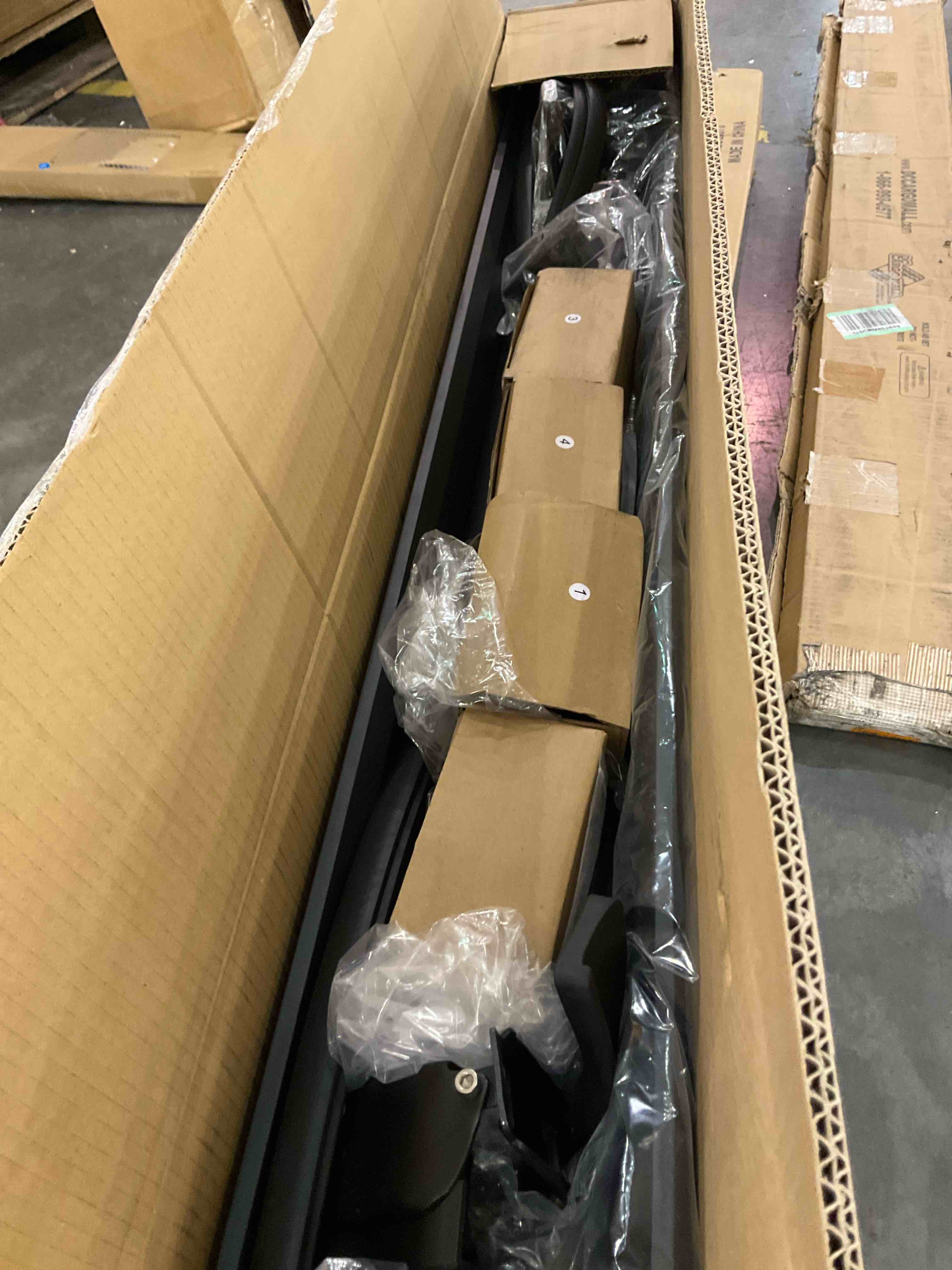 https://s3.amazonaws.com/lotting-images-prod/bidfta/BRN0323686_1732044413605.jpeg