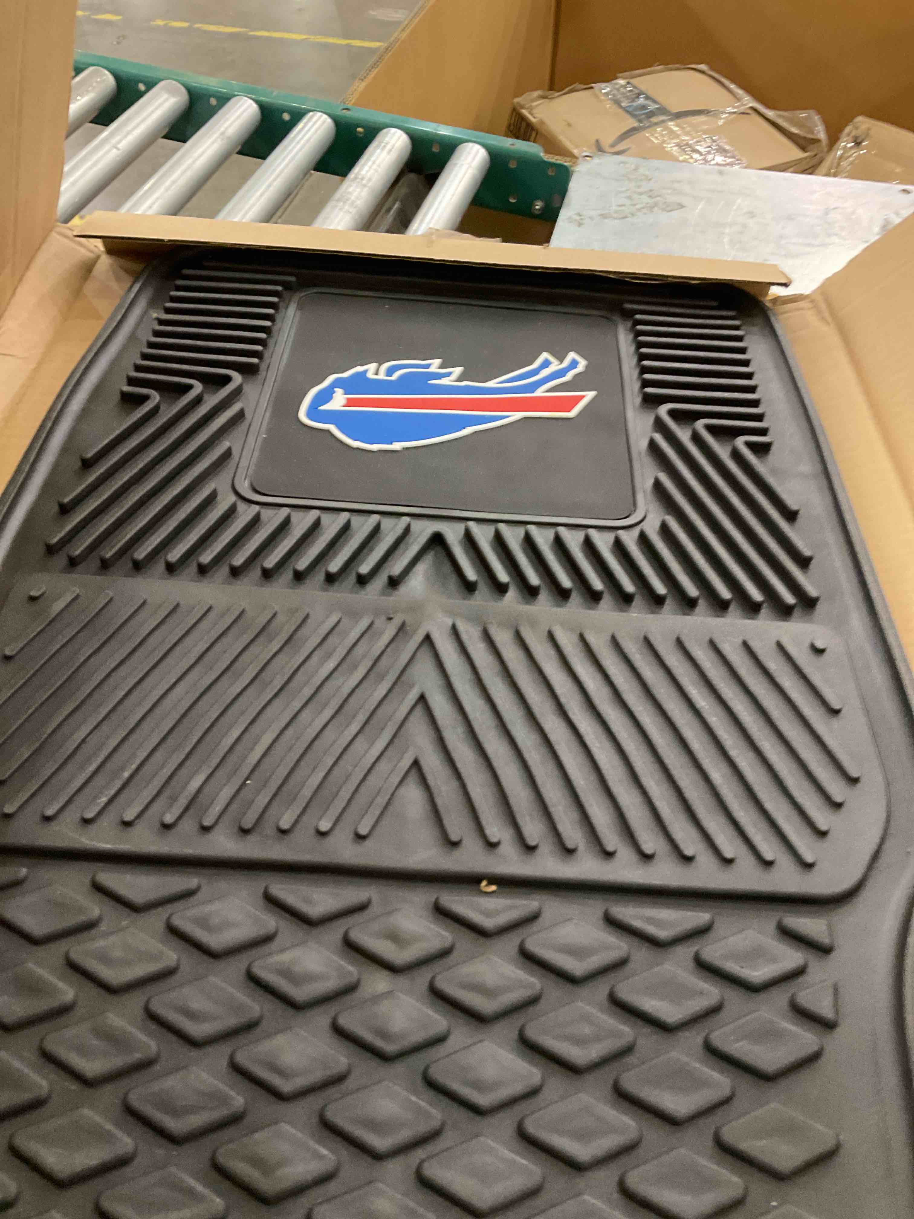 FANMATS 8887 Buffalo Bills 2-Piece Heavy Duty Vinyl Car Mat Set, Front Row Floor Mats, All Weather Protection, Universal Fit, Deep Resevoir Design