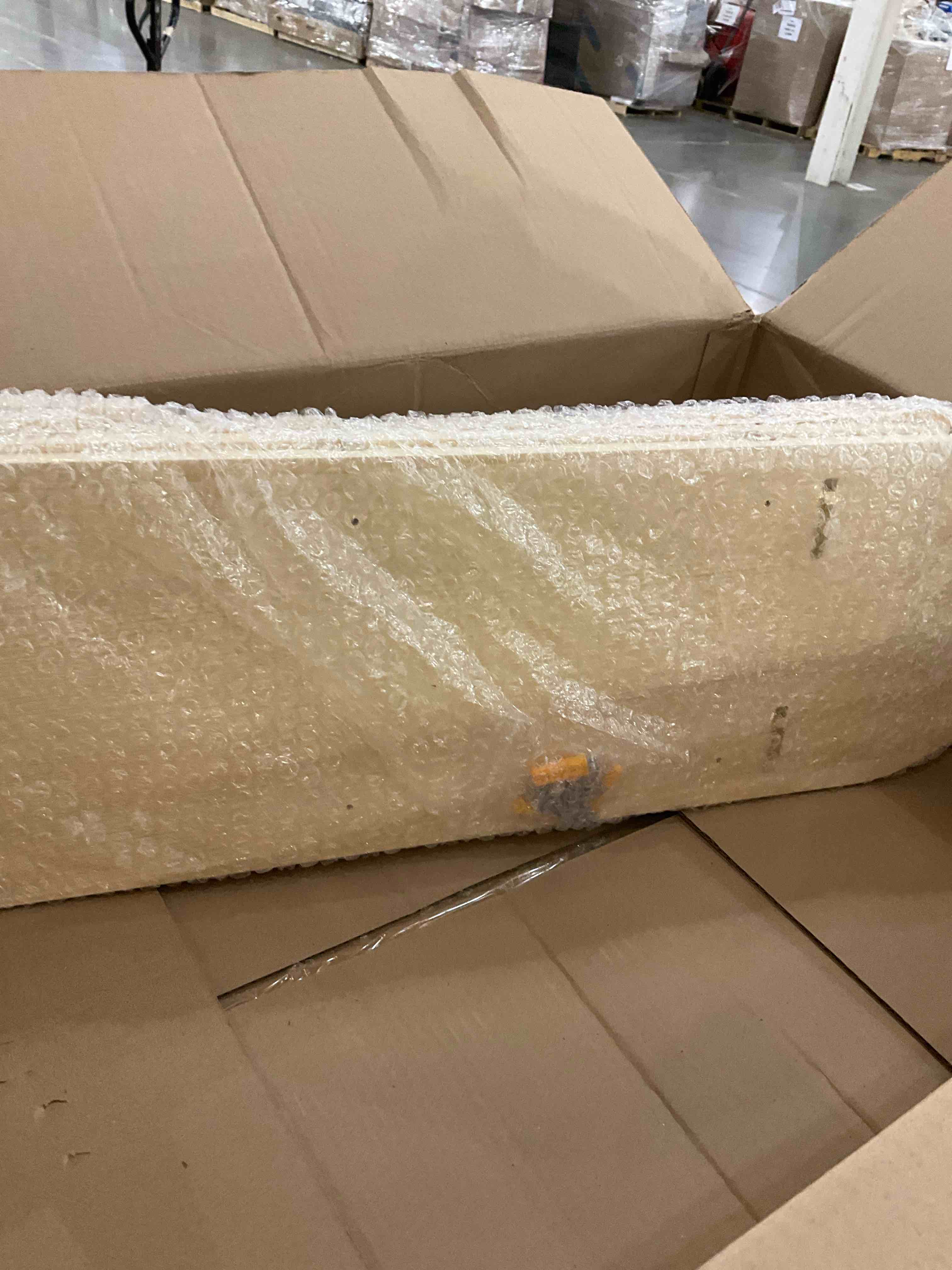 https://s3.amazonaws.com/lotting-images-prod/bidfta/BRN0324151_1737396833780.jpeg