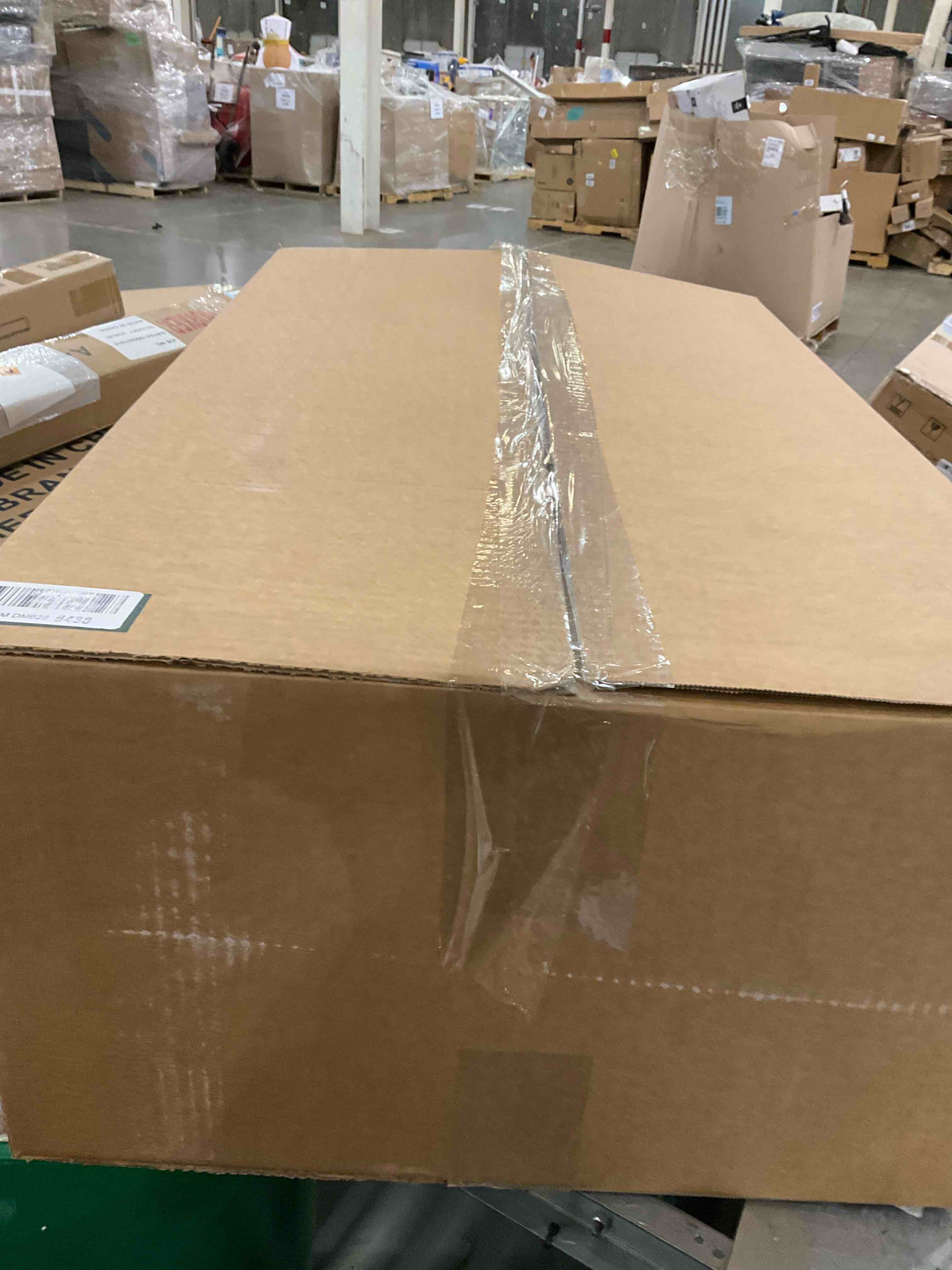 https://s3.amazonaws.com/lotting-images-prod/bidfta/BRN0324196_1737390390678.jpeg