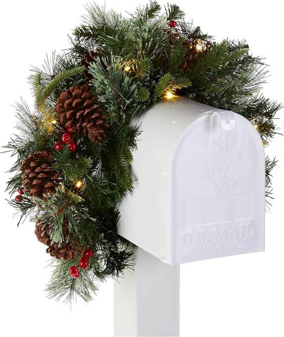 36 in. Colonial Mailbox Swag with LED Lights