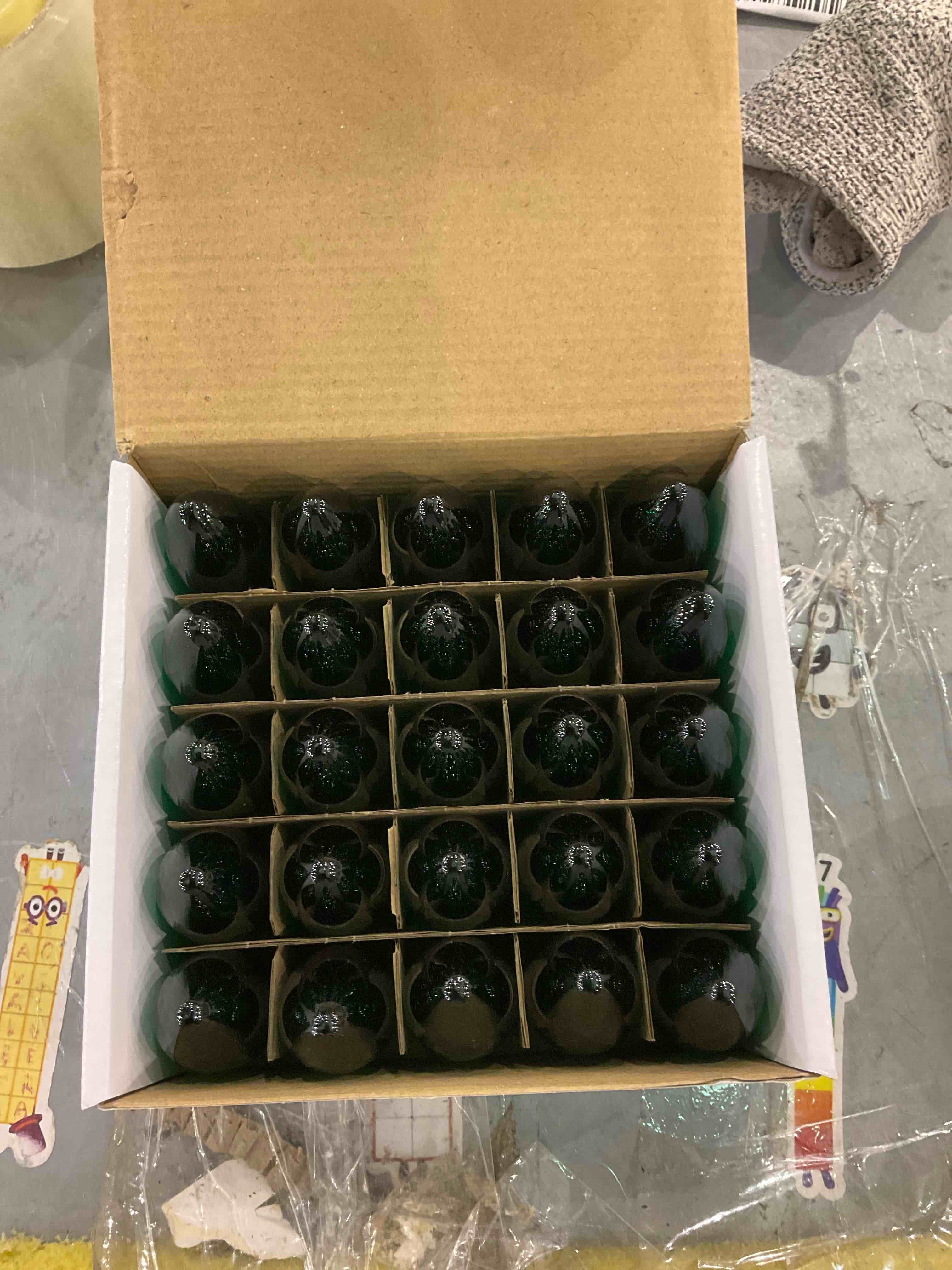https://s3.amazonaws.com/lotting-images-prod/bidfta/BRN0325496_1736347734846.jpeg