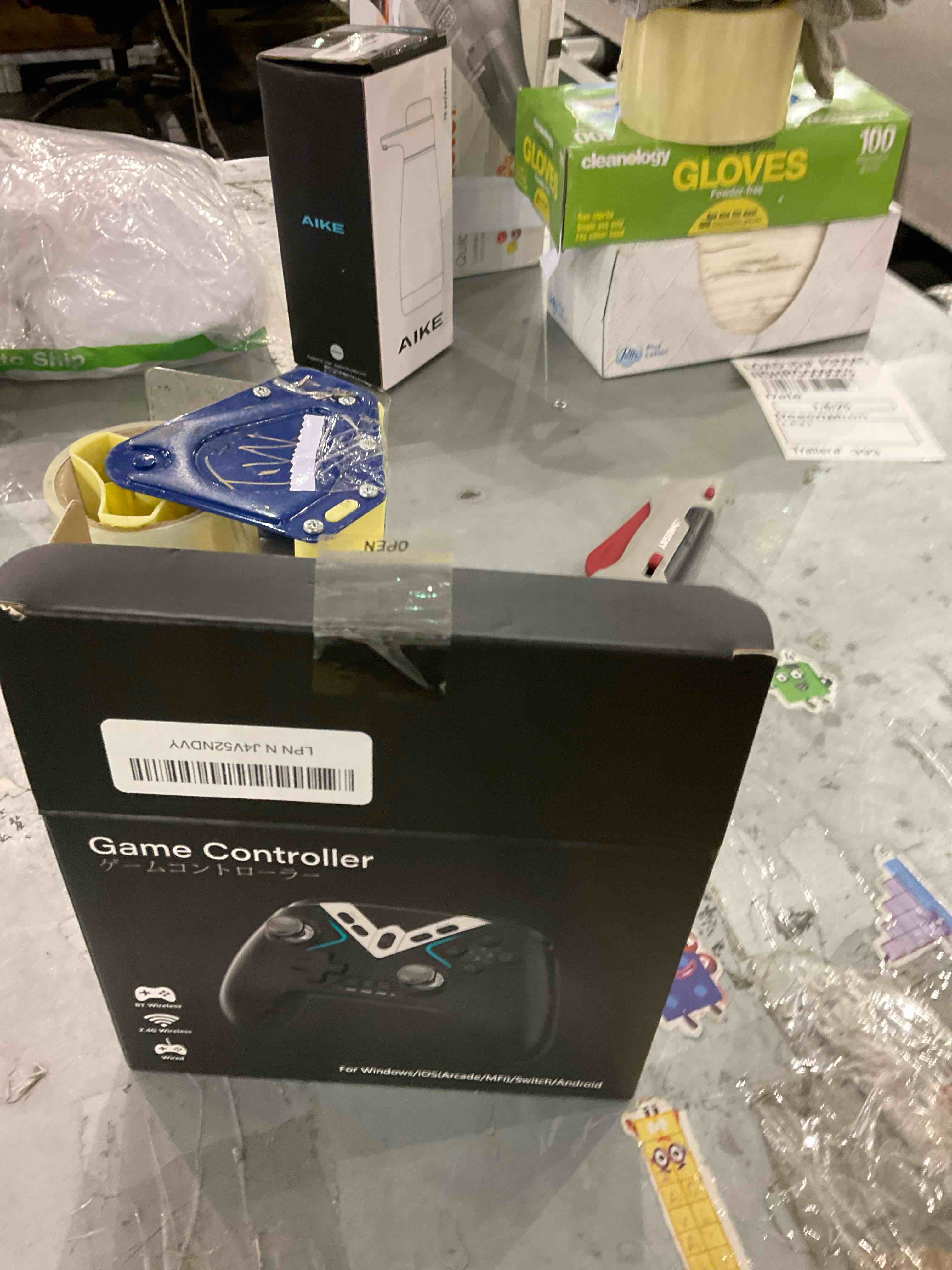 https://s3.amazonaws.com/lotting-images-prod/bidfta/BRN0325781_1736258143175.jpeg