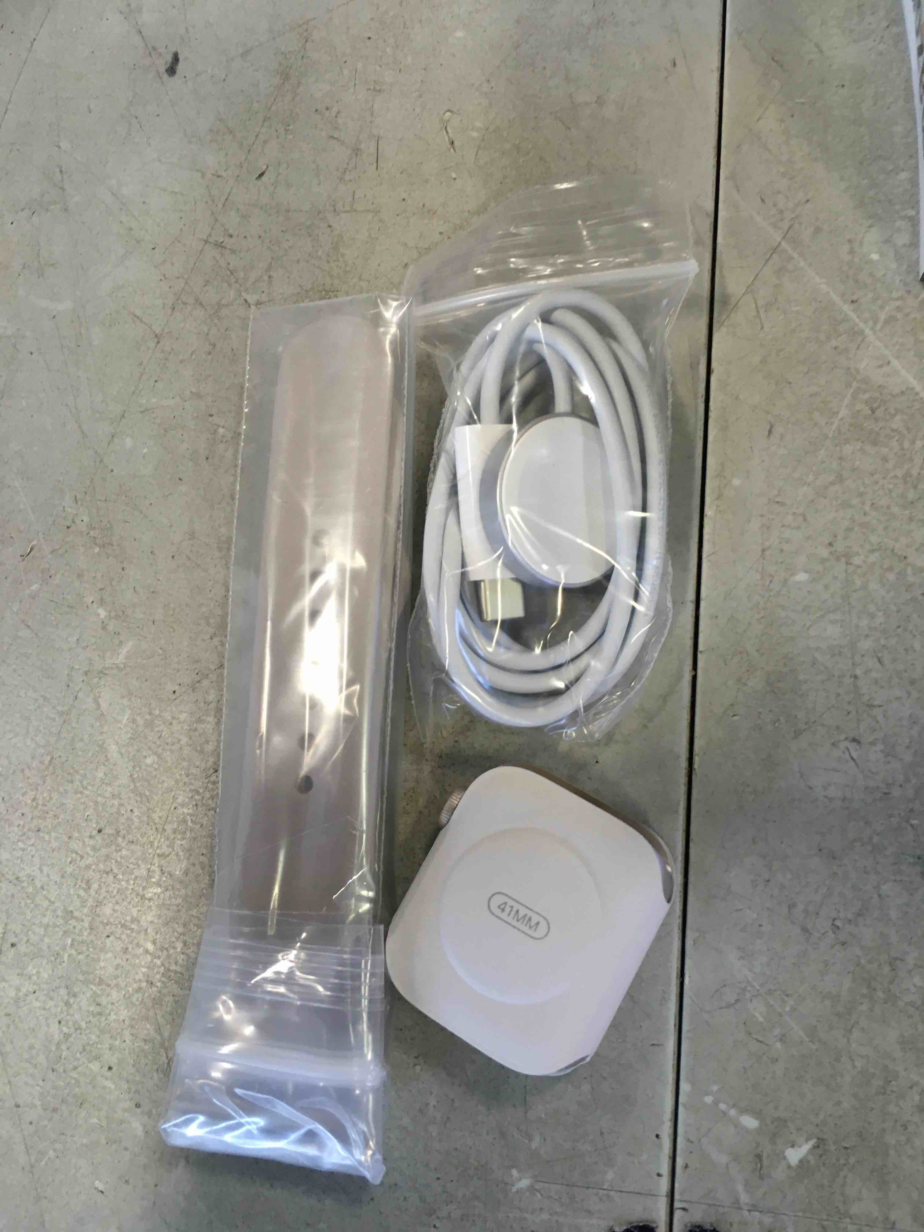 Apple Watch Series 7 [GPS 41mm] Smart Watch w/ Starlight Aluminum Case