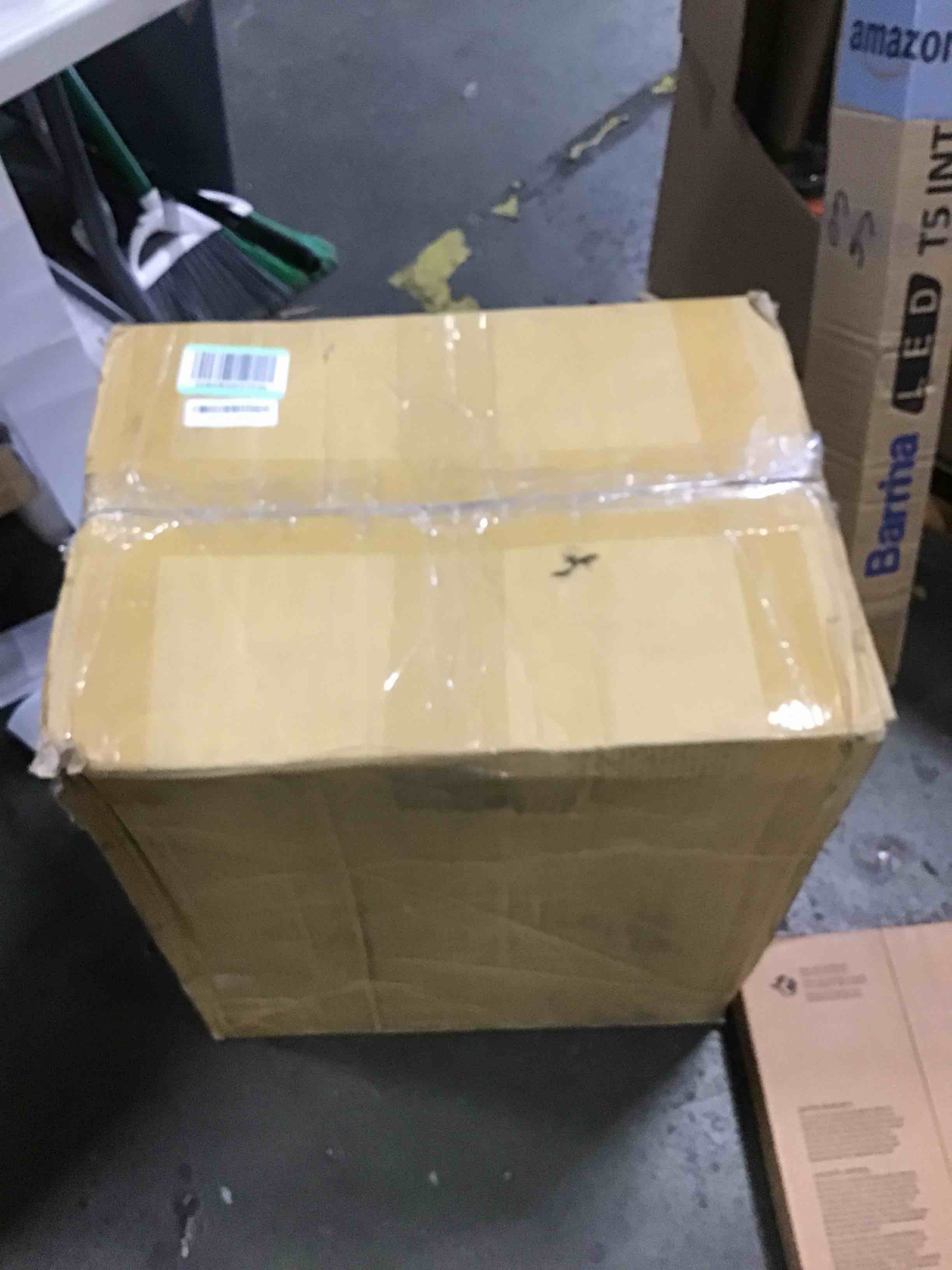https://s3.amazonaws.com/lotting-images-prod/bidfta/BRN0335232_1729006221283.jpeg