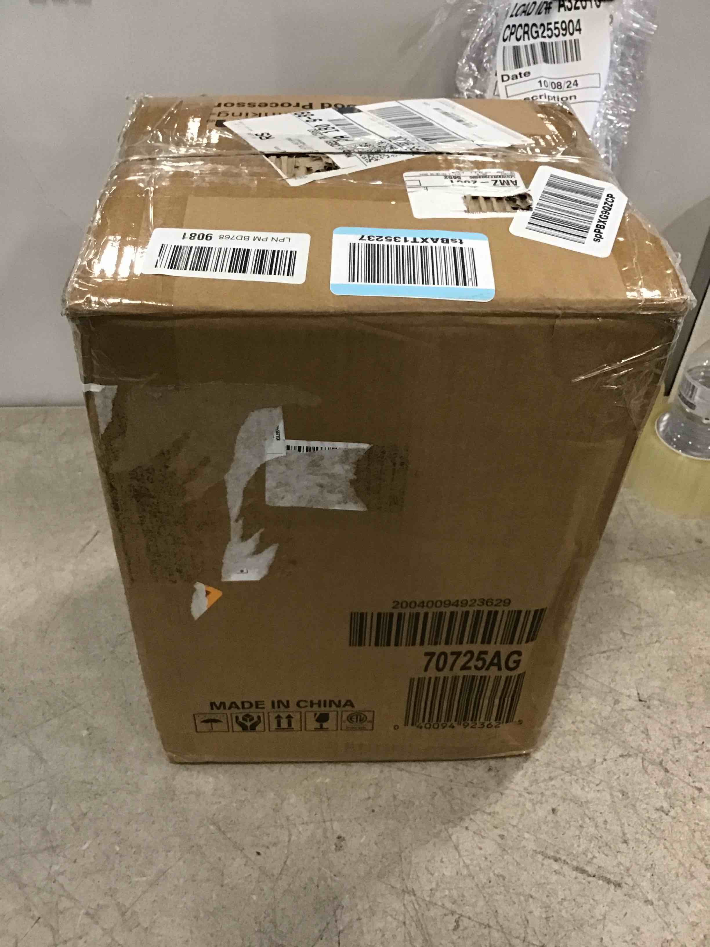 https://s3.amazonaws.com/lotting-images-prod/bidfta/BRN0335697_1728668393329.jpeg