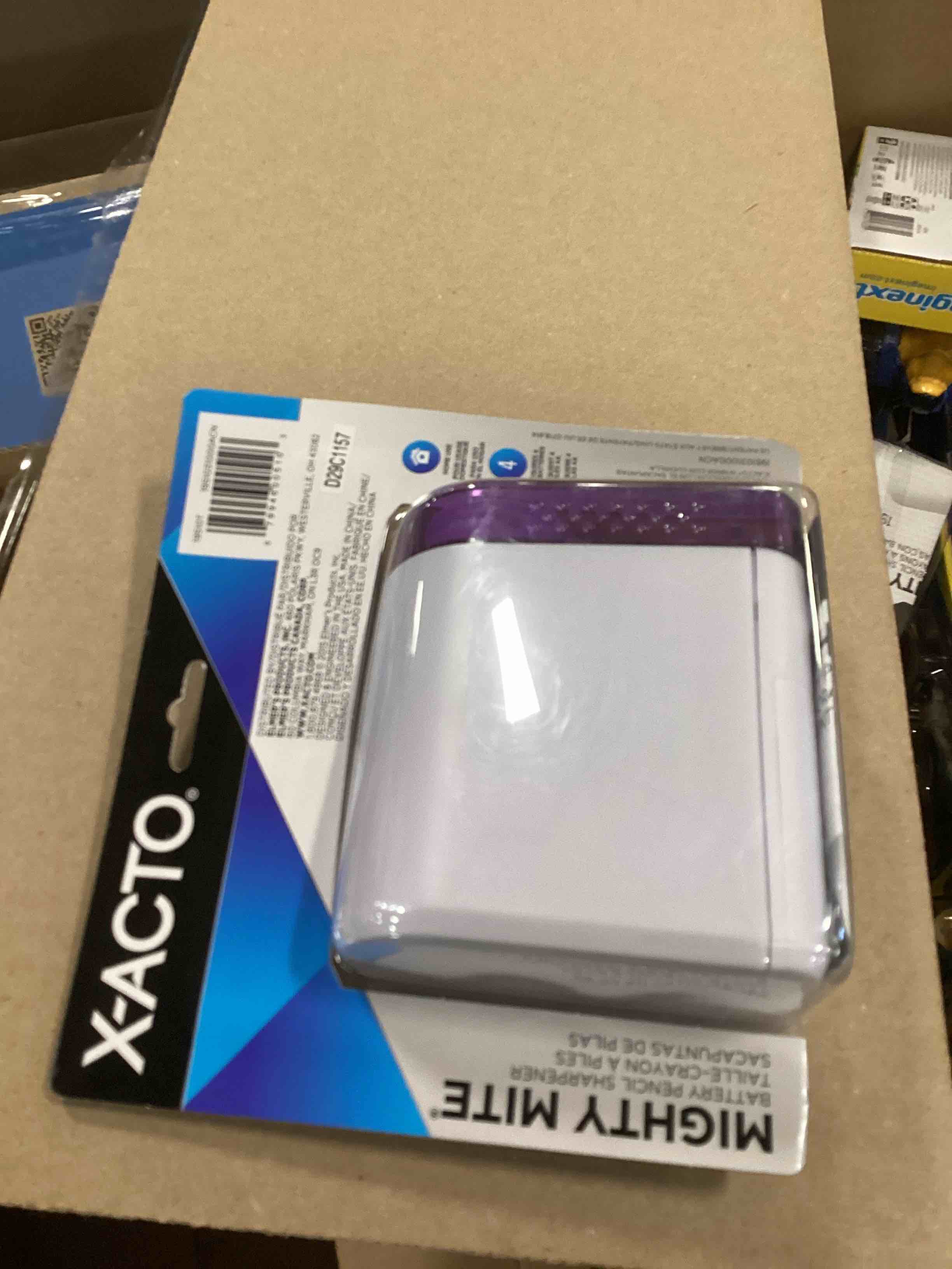 https://s3.amazonaws.com/lotting-images-prod/bidfta/BRN0337259_1728566382282.jpeg