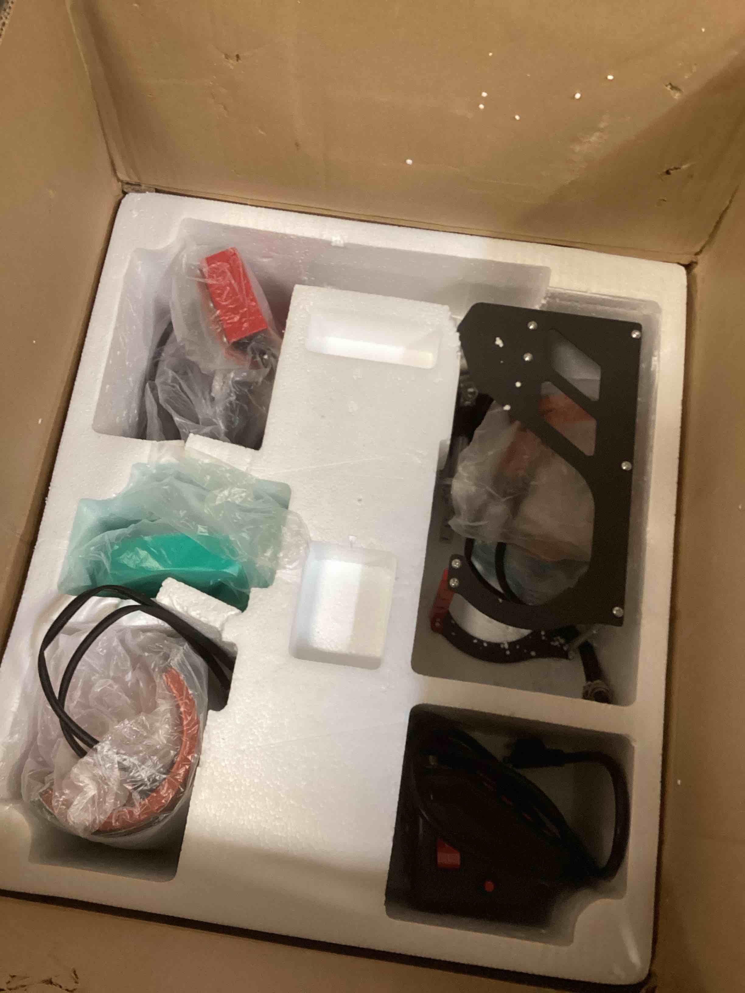 https://s3.amazonaws.com/lotting-images-prod/bidfta/BRN0346564_1729092641949.jpeg