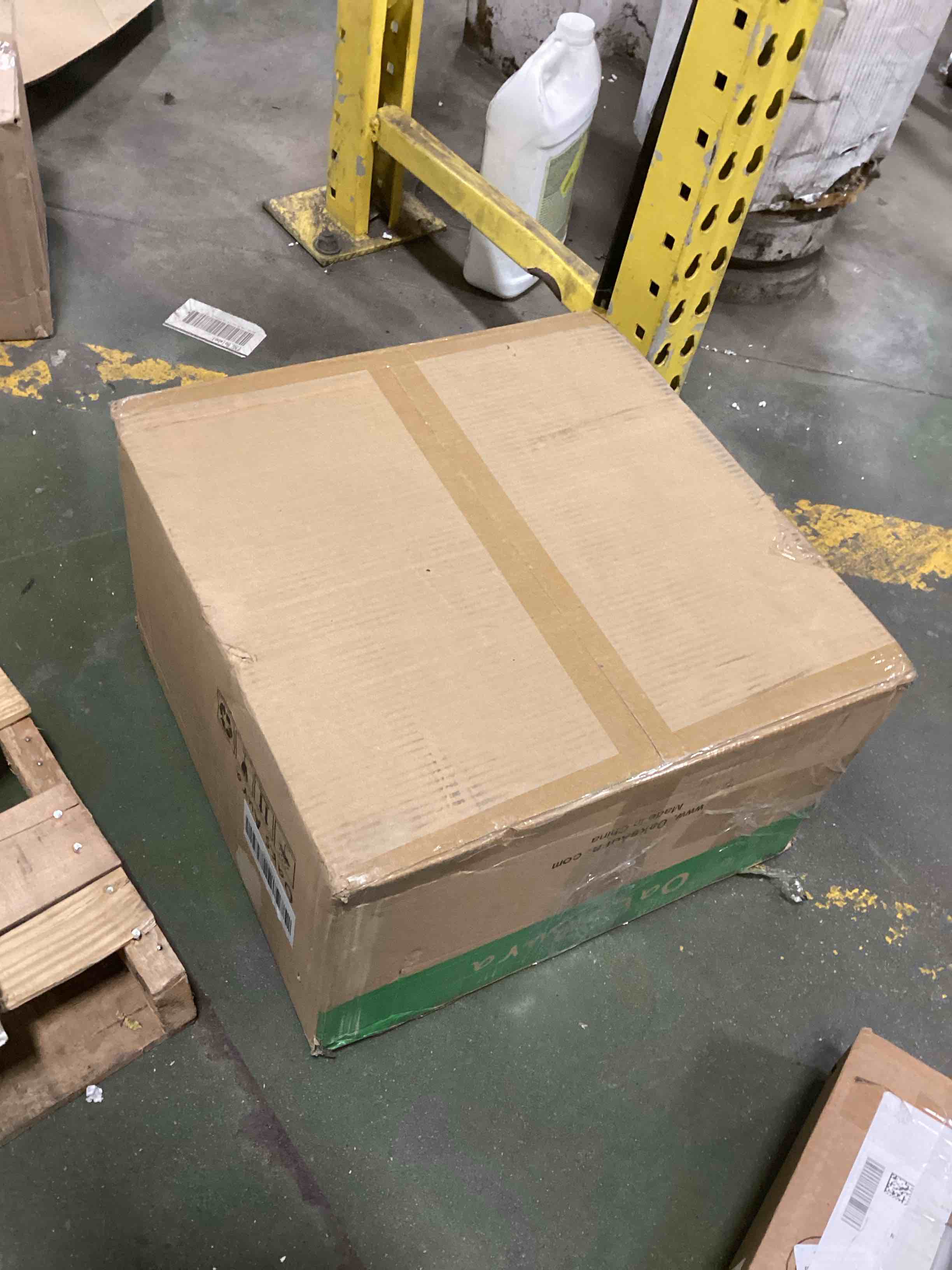 https://s3.amazonaws.com/lotting-images-prod/bidfta/BRN0346875_1728926050681.jpeg