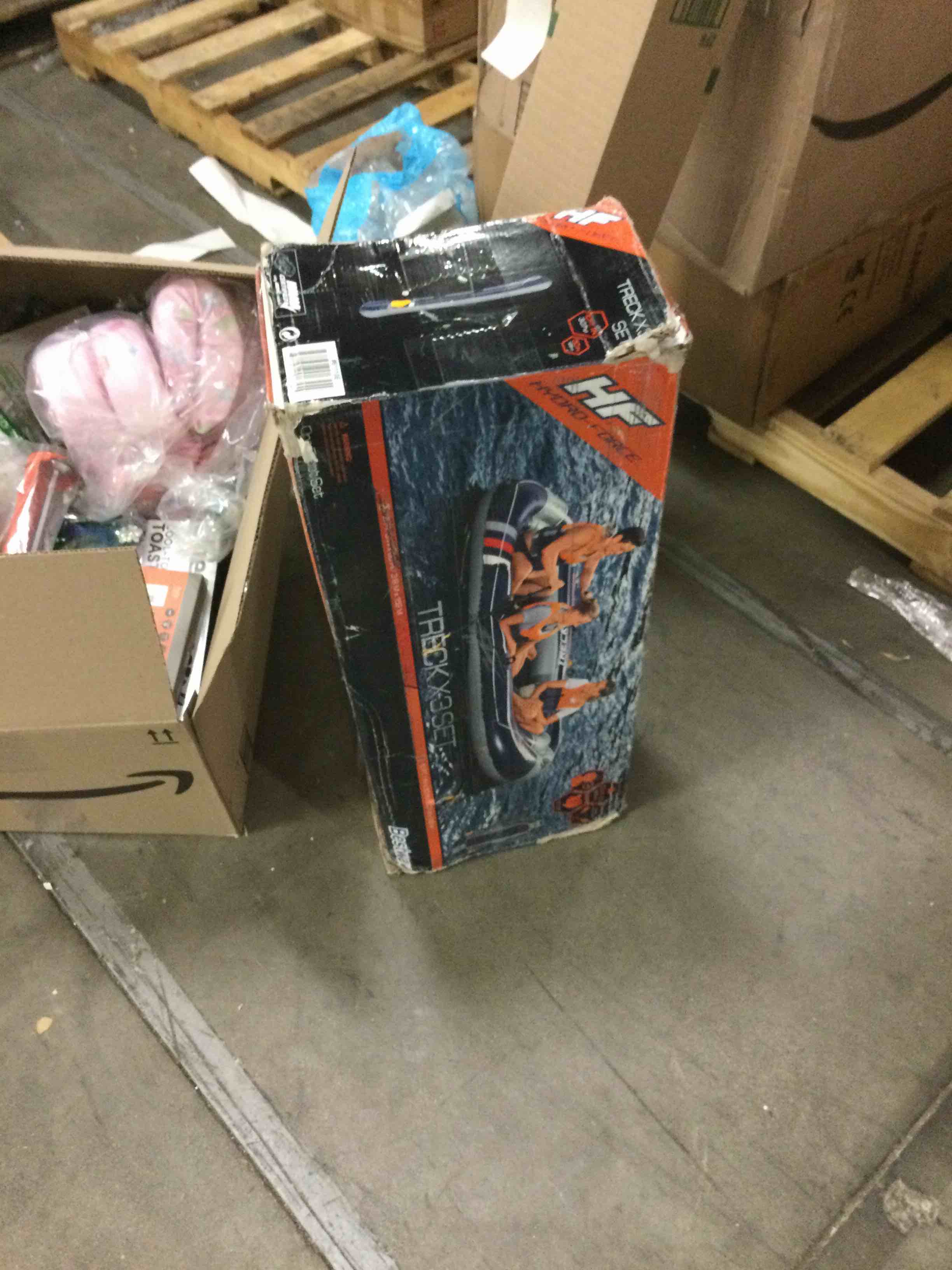 https://s3.amazonaws.com/lotting-images-prod/bidfta/BRN0356014_1733509731122.jpeg