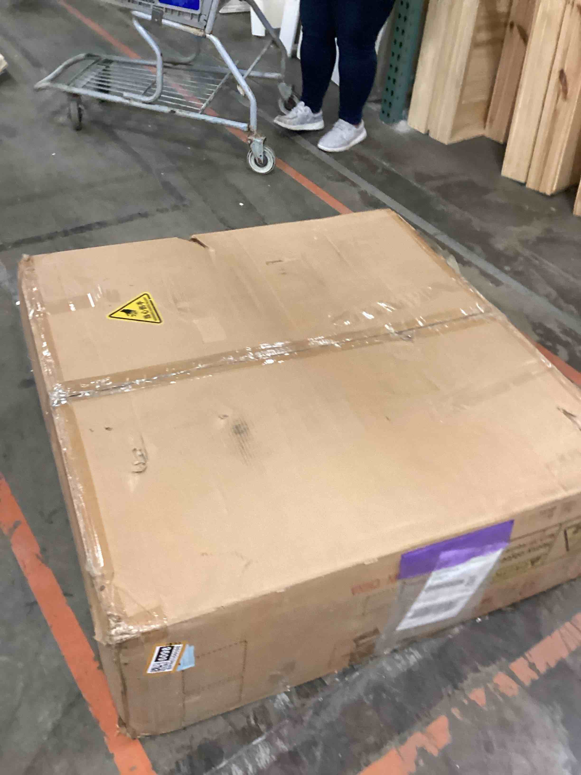 https://s3.amazonaws.com/lotting-images-prod/bidfta/BRN0356098_1732903044195.jpeg
