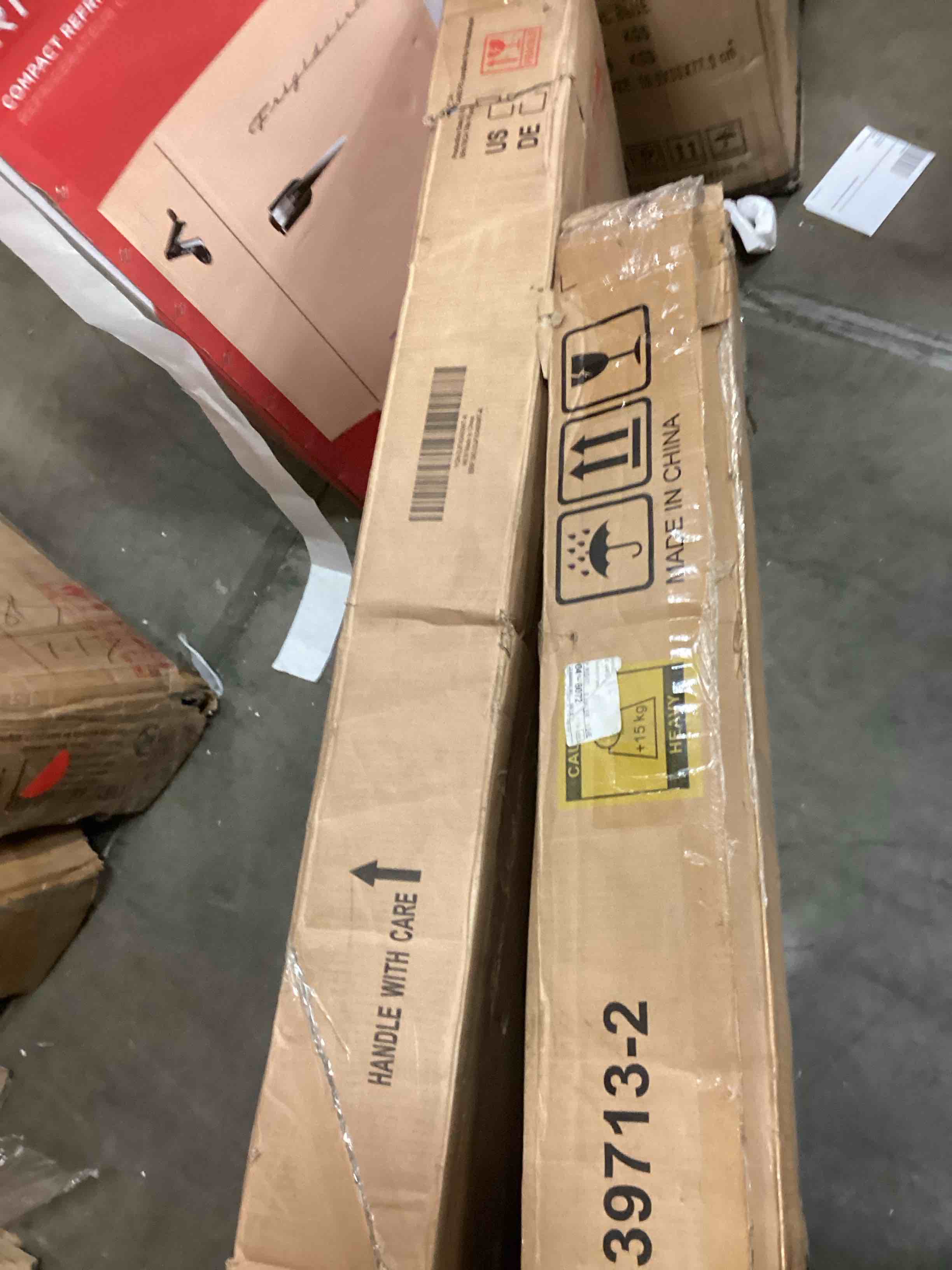https://s3.amazonaws.com/lotting-images-prod/bidfta/BRN0359835_1733587725723.jpeg