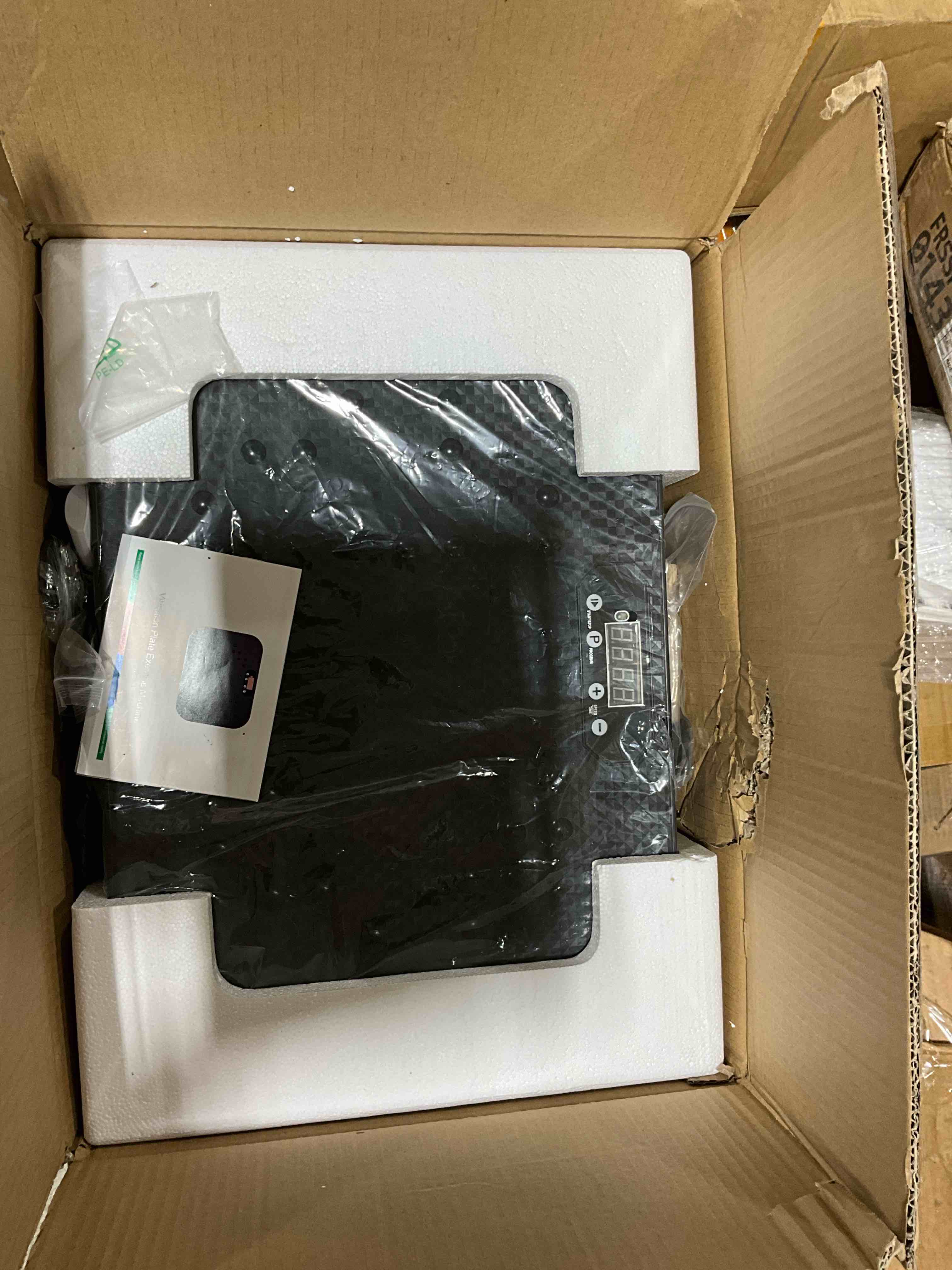 https://s3.amazonaws.com/lotting-images-prod/bidfta/BRN0365030_1738767146606.jpeg