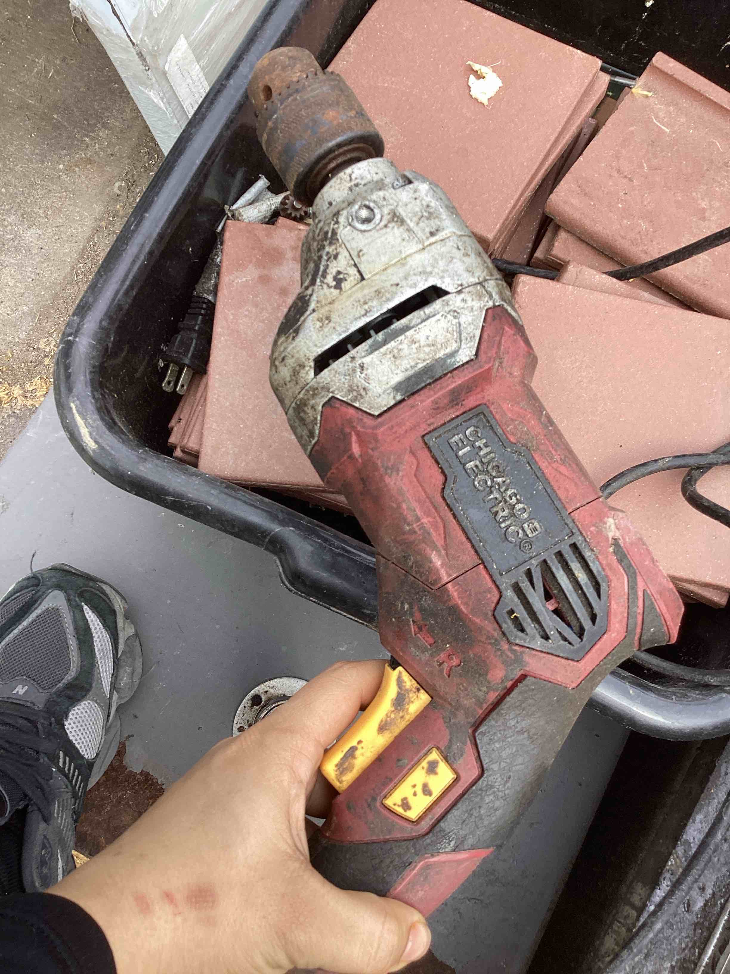 Chicago Electric 1/2 in Chuck Corded Drills