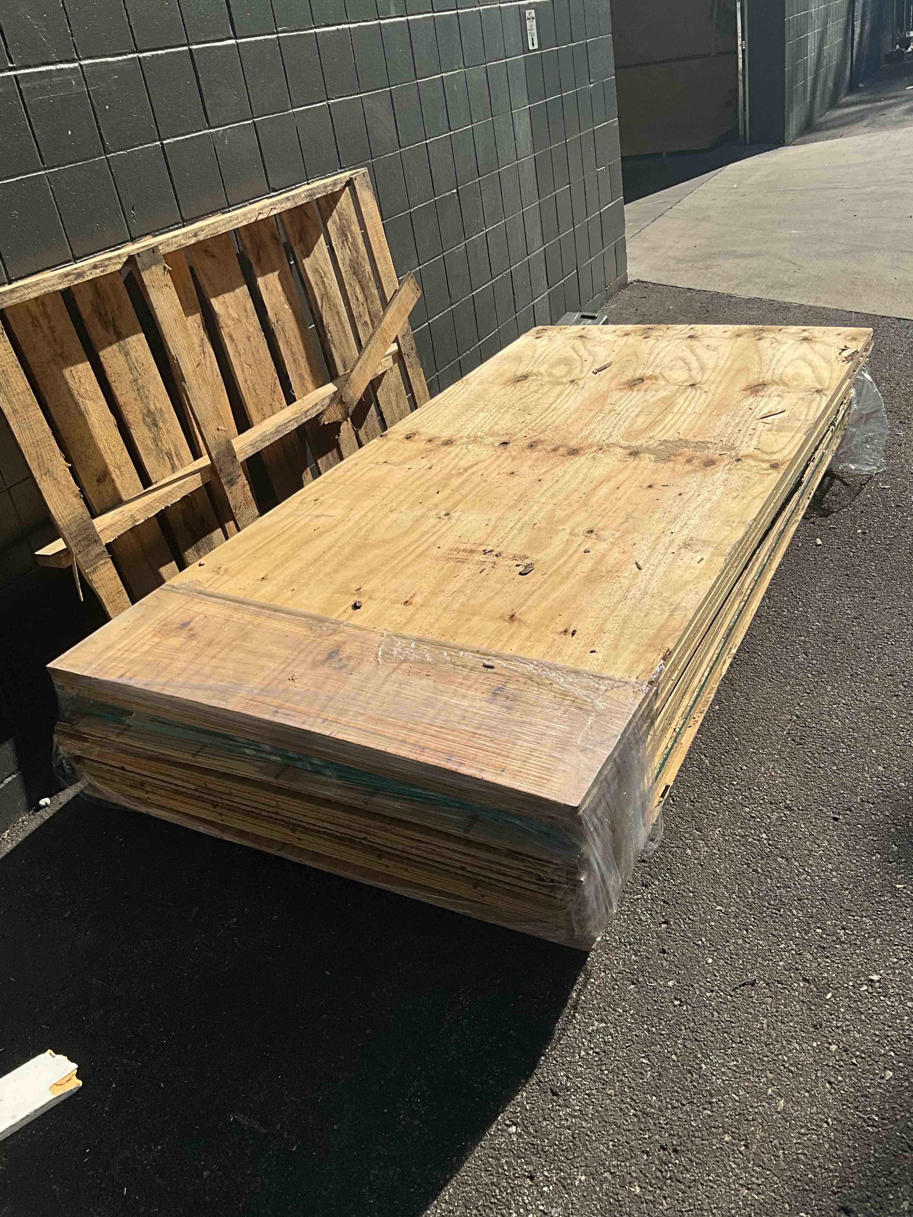 misc. 4x8 sheets of ply wood 3/4 5/8 osb t1-11