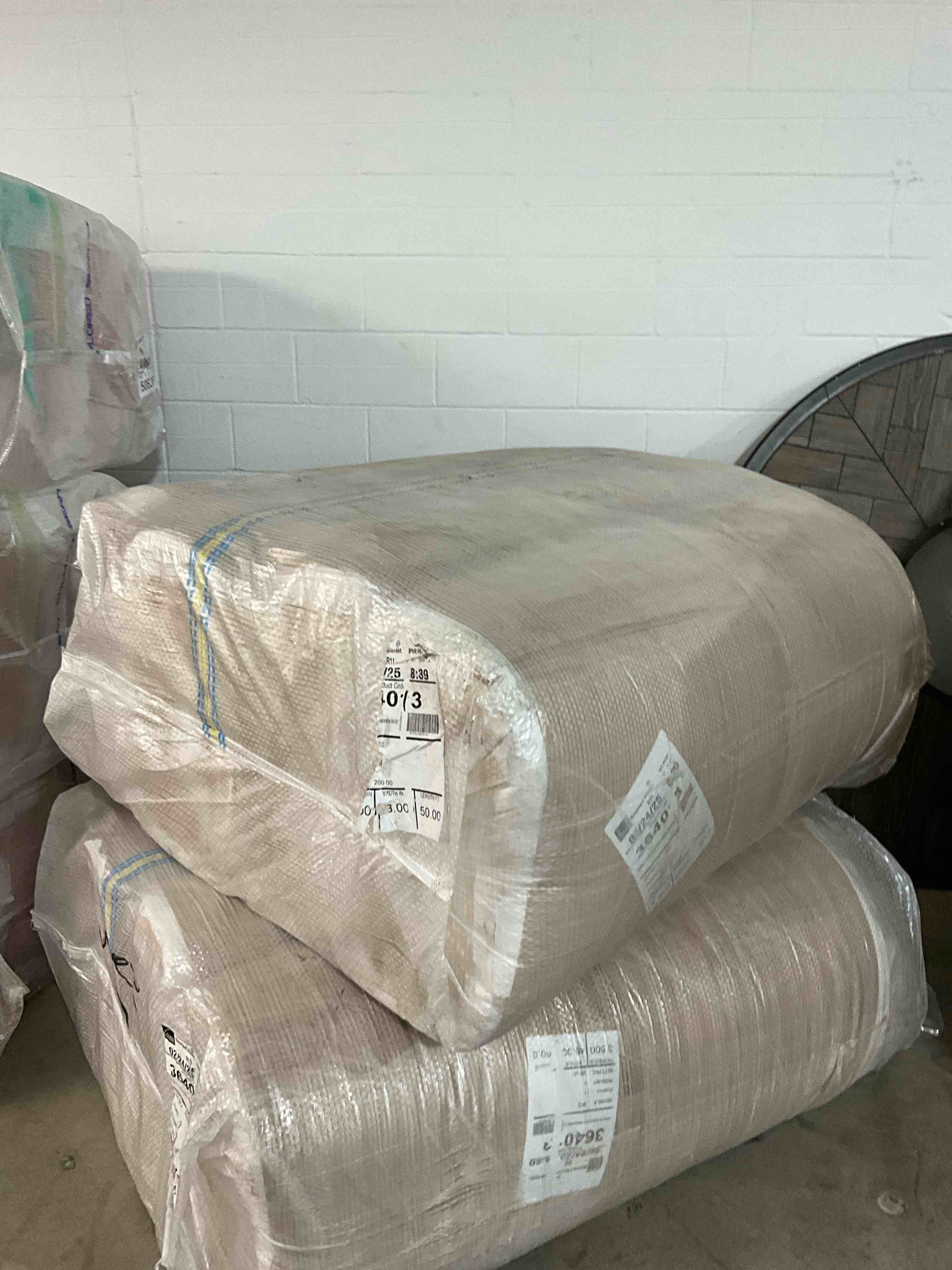 r11 basement blanket insulation 3.5” thick 48” wide 50” length 200 sq ft per bag