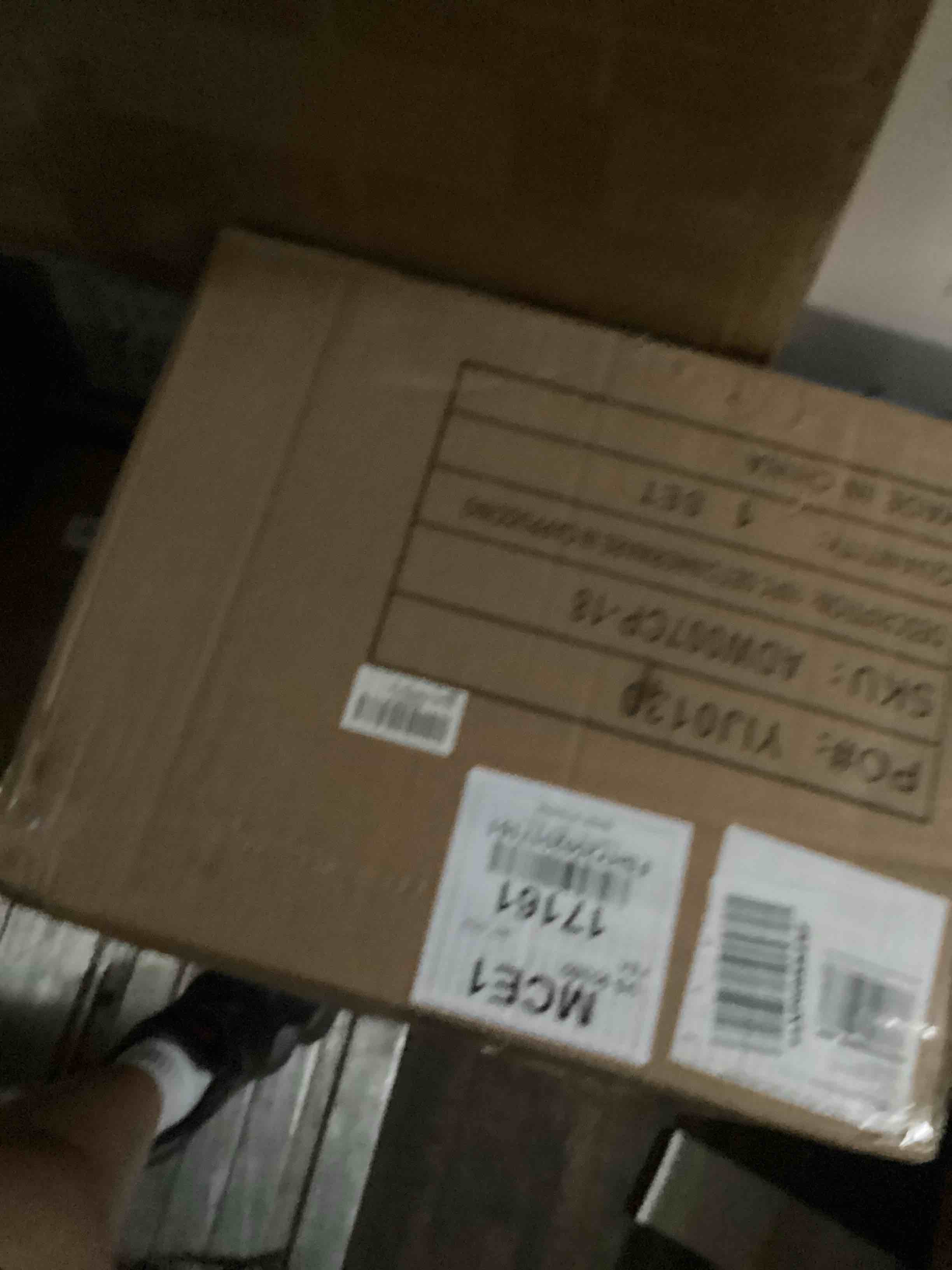 https://s3.amazonaws.com/lotting-images-prod/bidfta/BRN0392643_1746981265757.jpeg