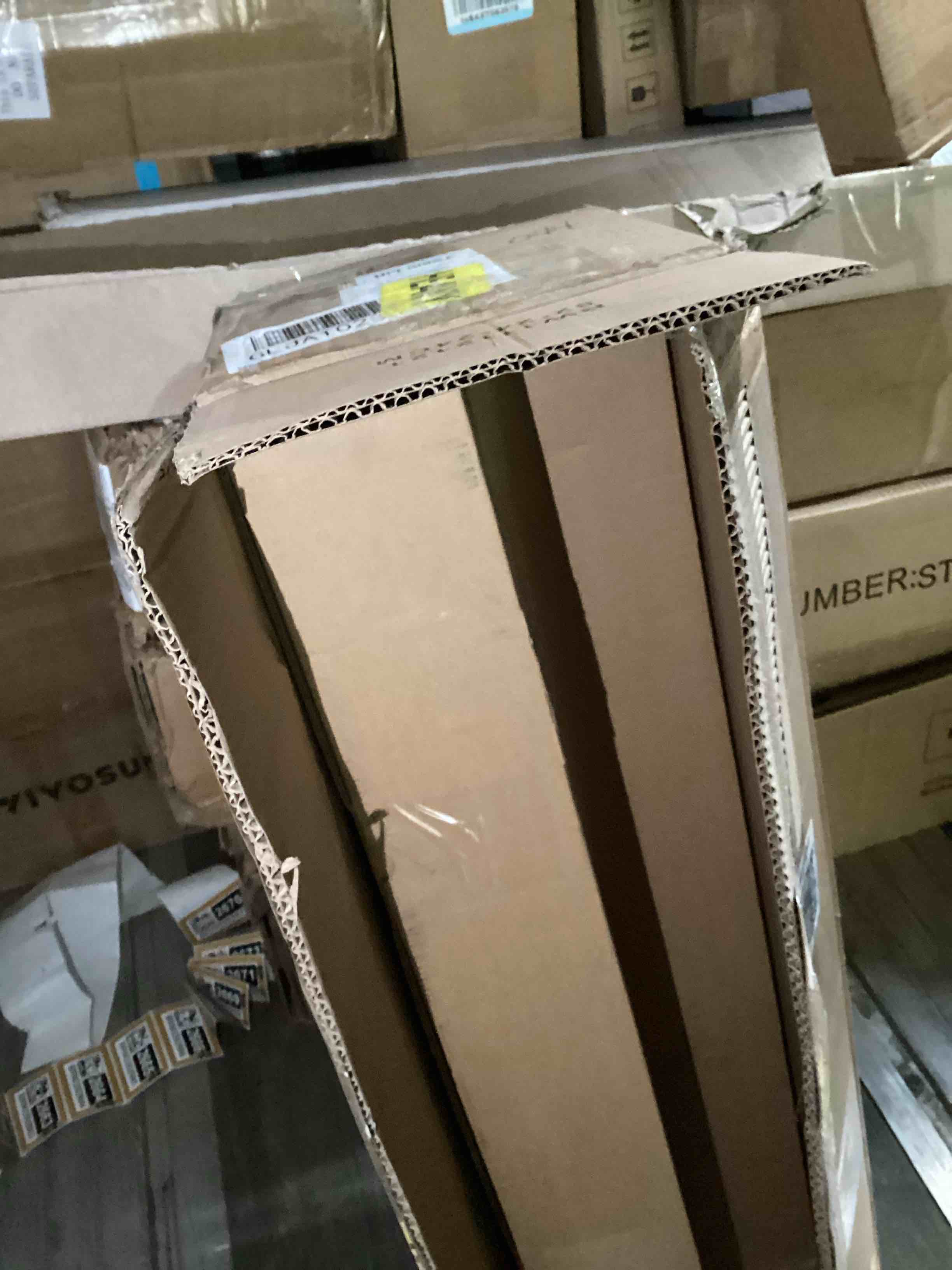 https://s3.amazonaws.com/lotting-images-prod/bidfta/BRN0392676_1746976582459.jpeg