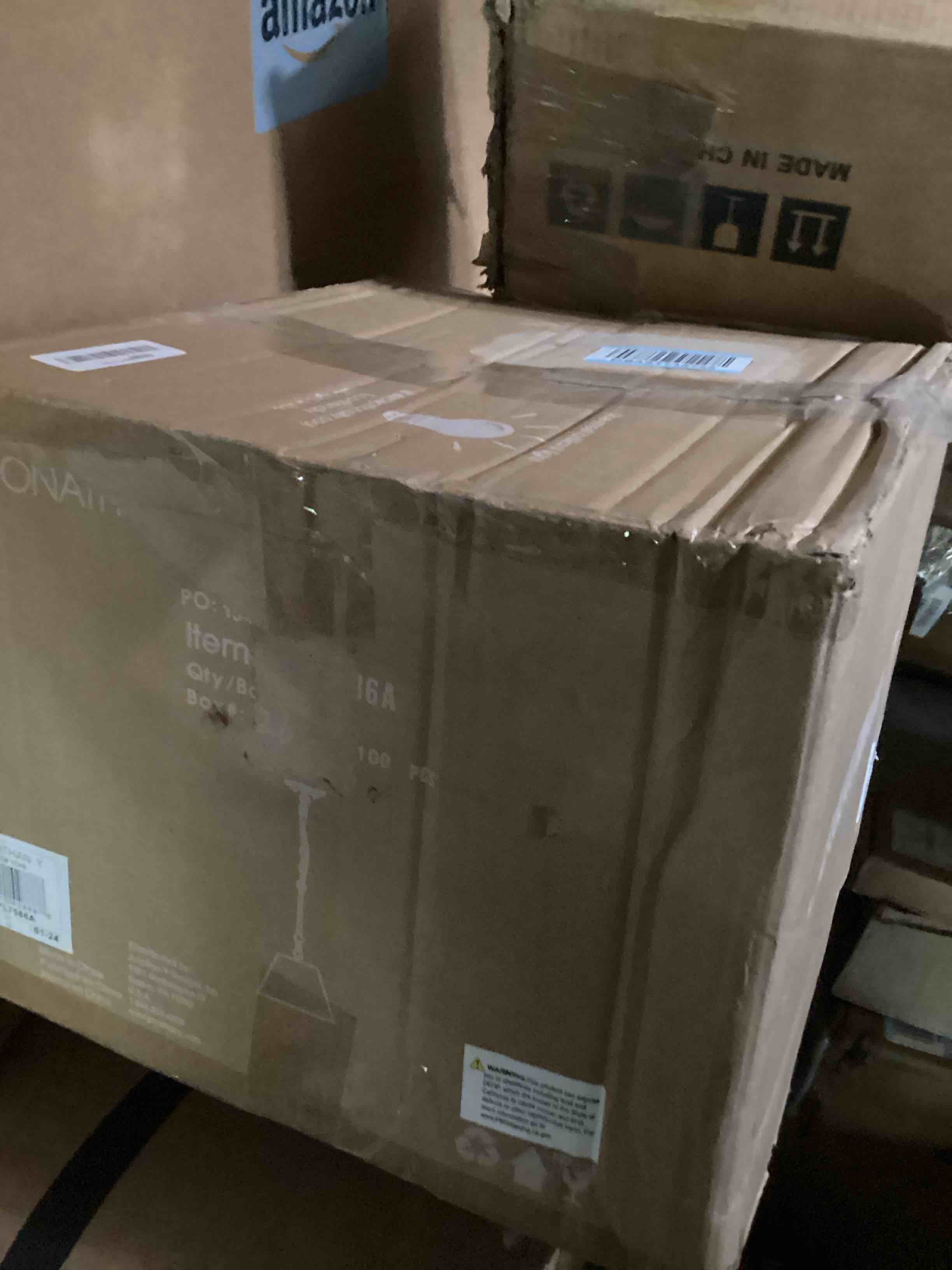 https://s3.amazonaws.com/lotting-images-prod/bidfta/BRN0392689_1746974798431.jpeg