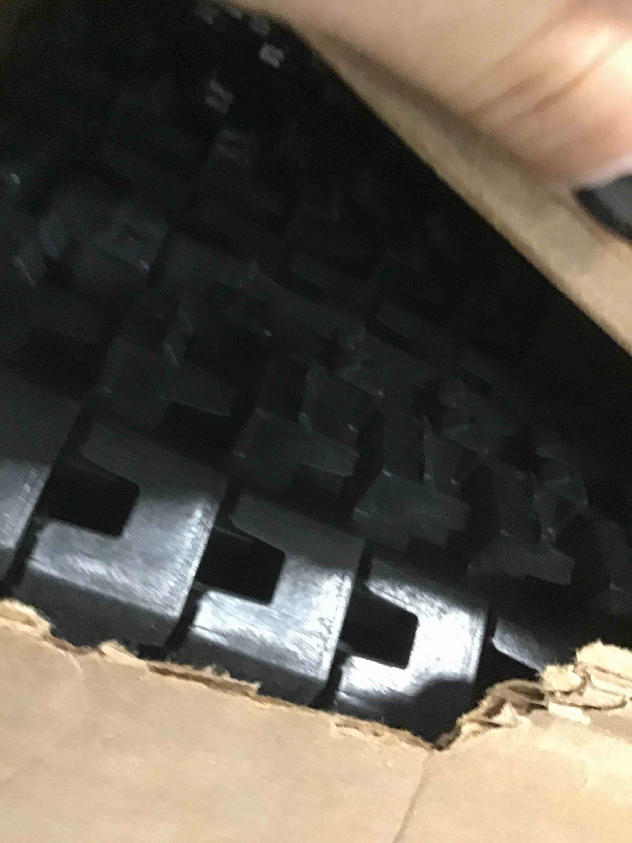 https://s3.amazonaws.com/lotting-images-prod/bidfta/BRN0403208_1731098320405.jpeg