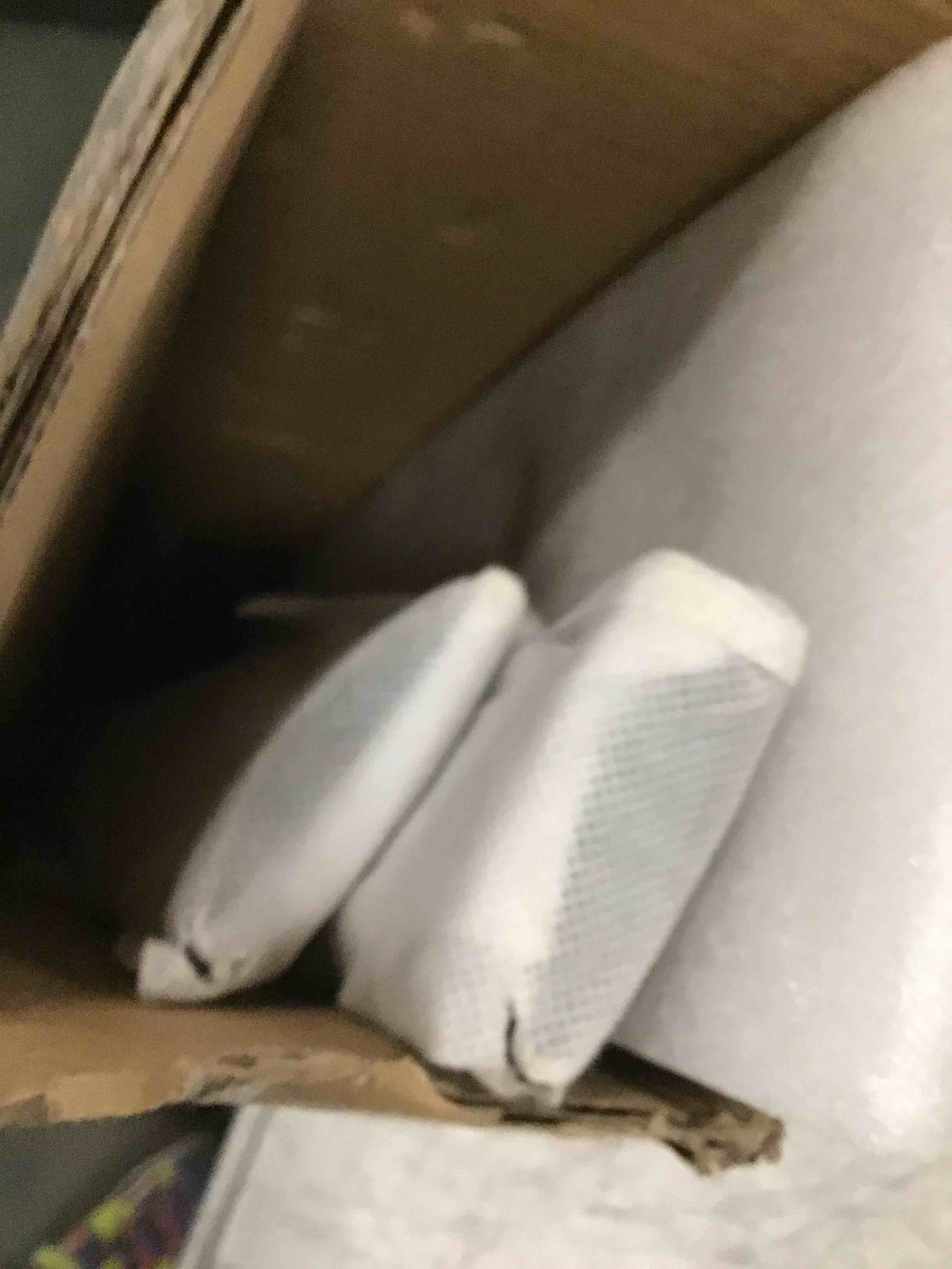 https://s3.amazonaws.com/lotting-images-prod/bidfta/BRN0403278_1731092668359.jpeg
