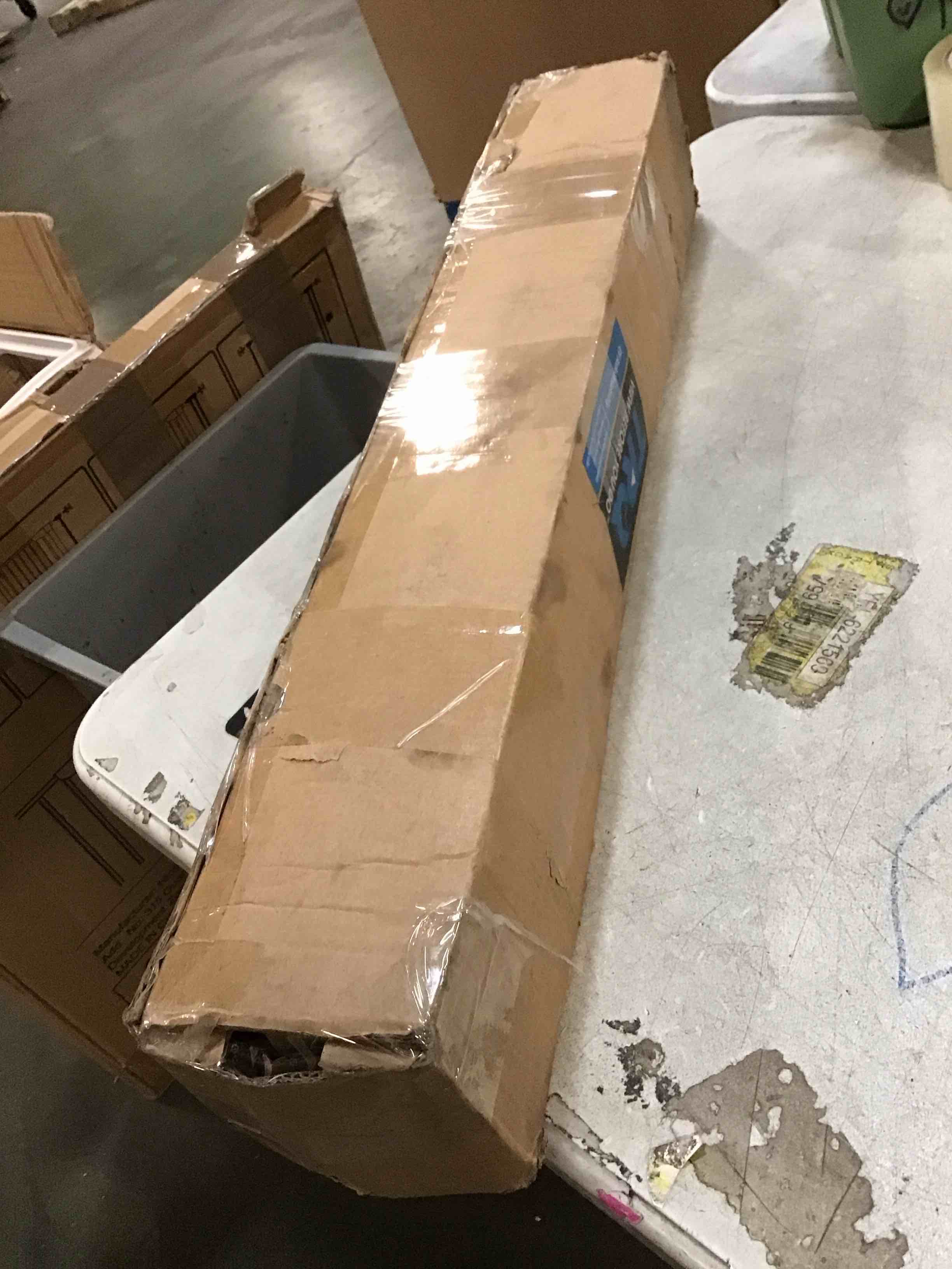 https://s3.amazonaws.com/lotting-images-prod/bidfta/BRN0406507_1730466385033.jpeg