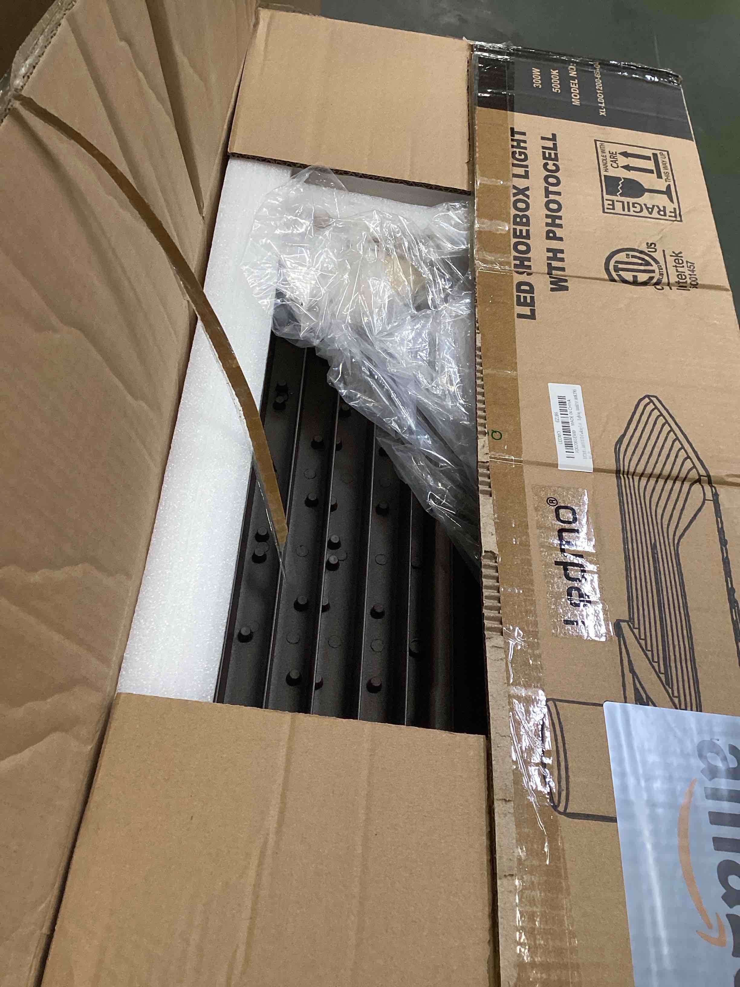 https://s3.amazonaws.com/lotting-images-prod/bidfta/BRN0407602_1729871827091.jpeg