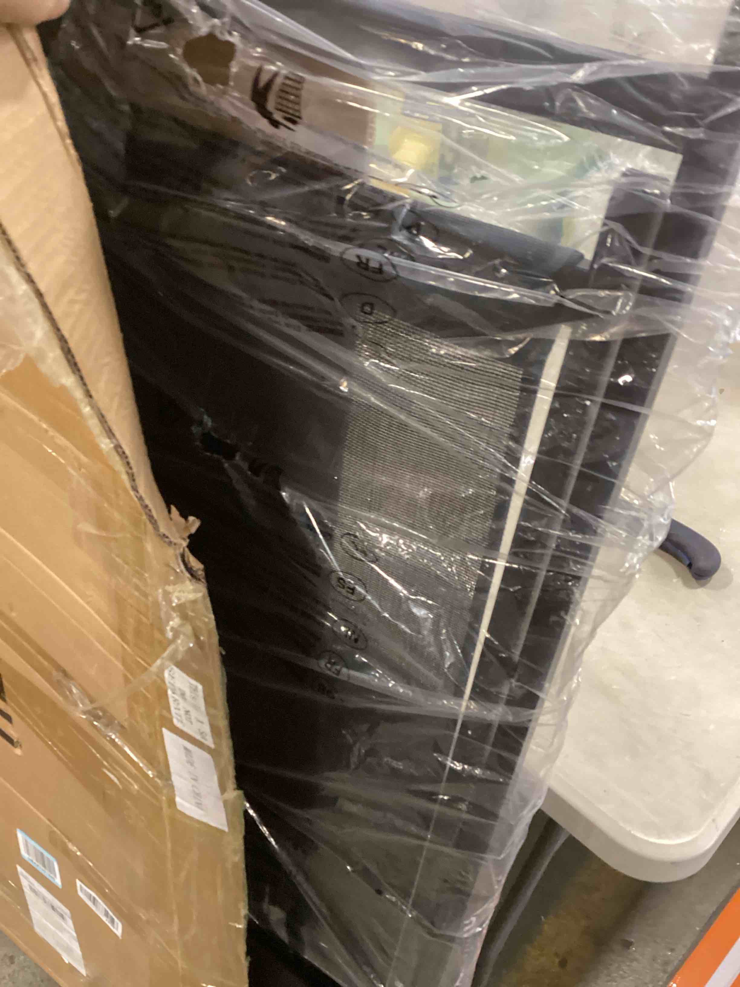 https://s3.amazonaws.com/lotting-images-prod/bidfta/BRN0408463_1730304659209.jpeg