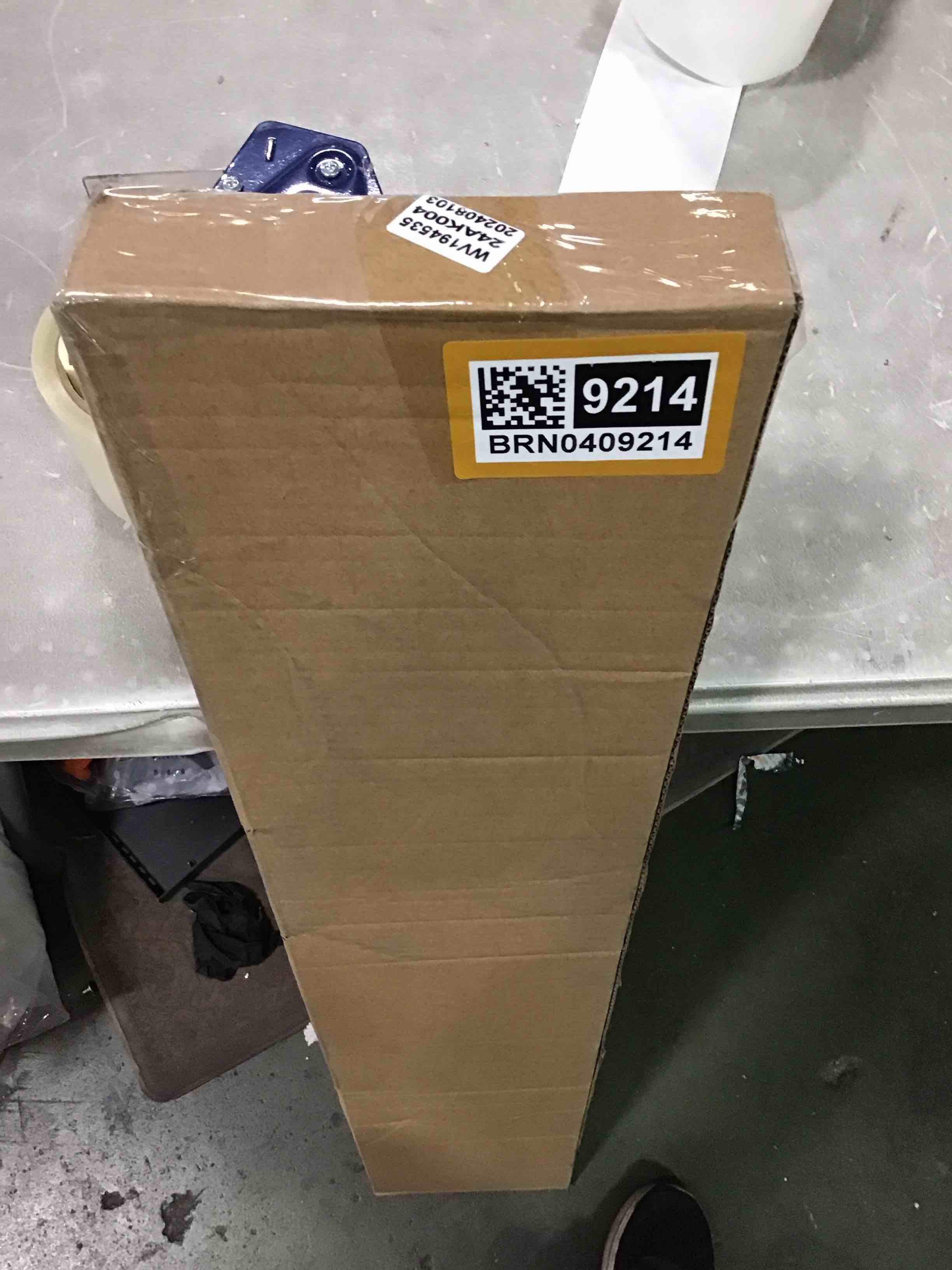 https://s3.amazonaws.com/lotting-images-prod/bidfta/BRN0409214_1729800463102.jpeg