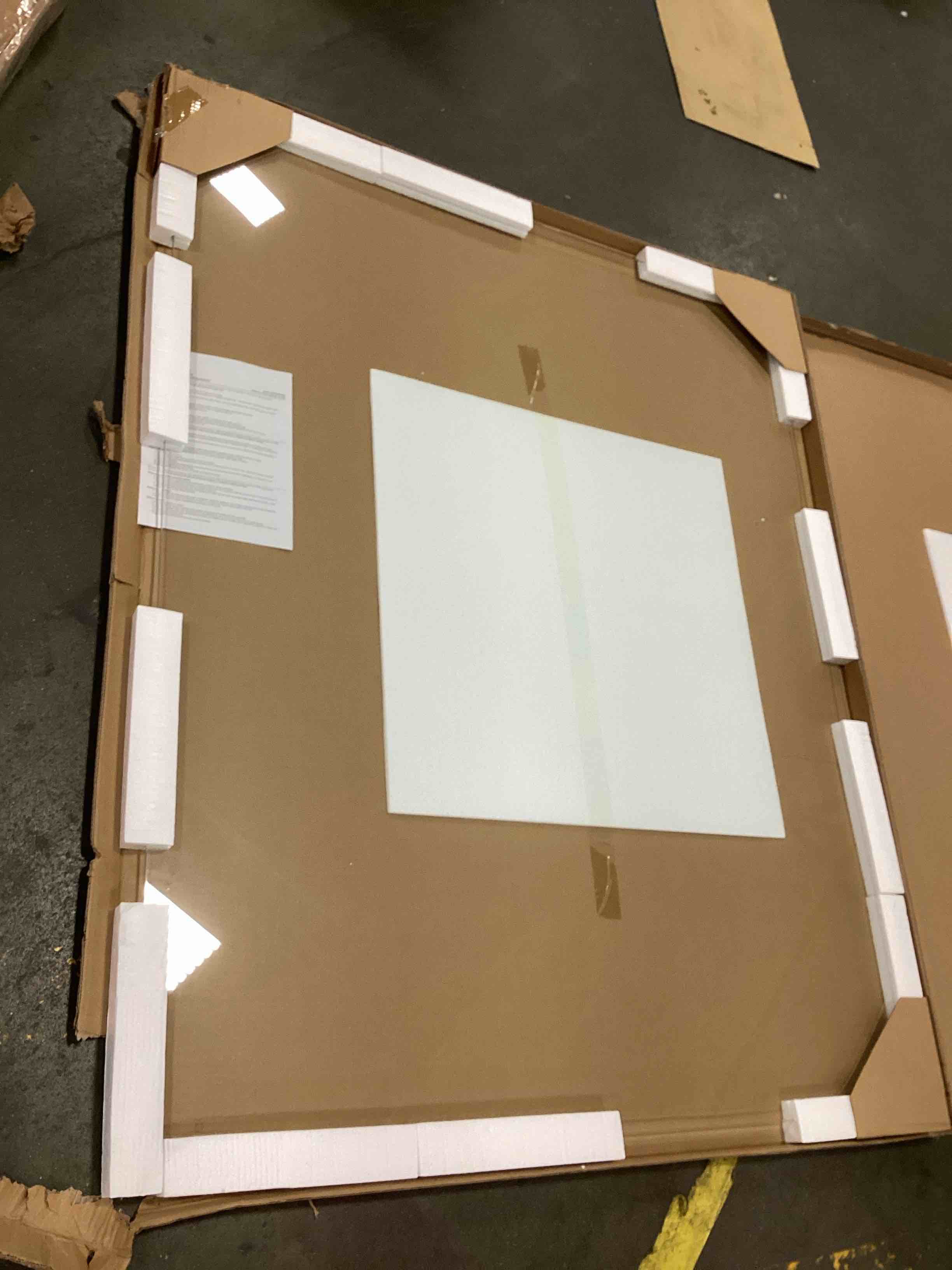 https://s3.amazonaws.com/lotting-images-prod/bidfta/BRN0410849_1732039591773.jpeg