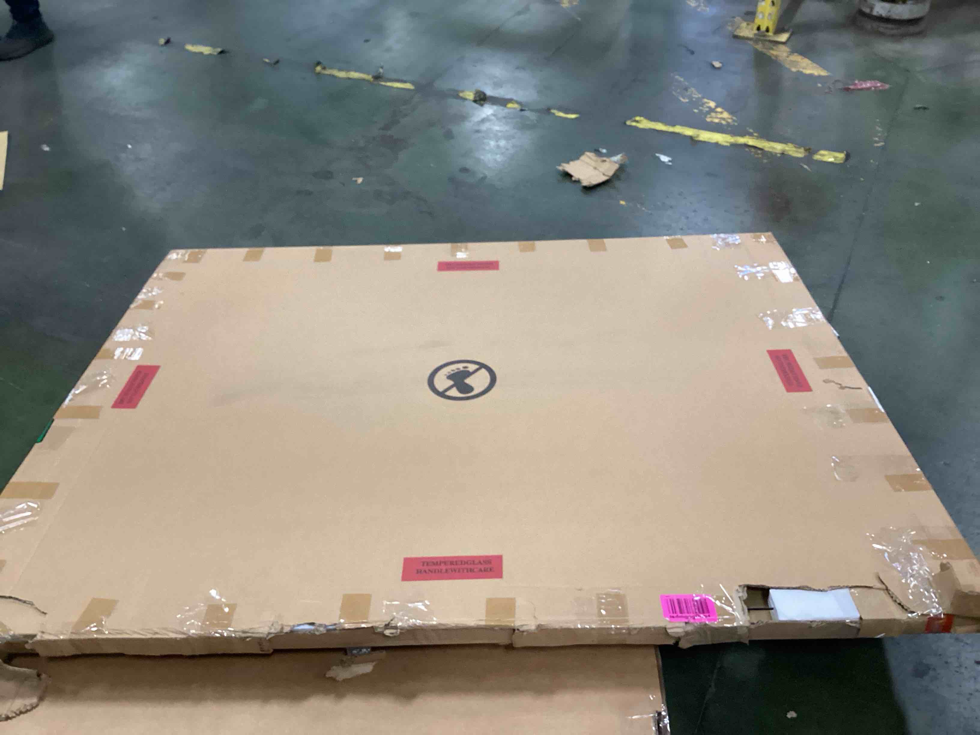 https://s3.amazonaws.com/lotting-images-prod/bidfta/BRN0410849_1732039813295.jpeg
