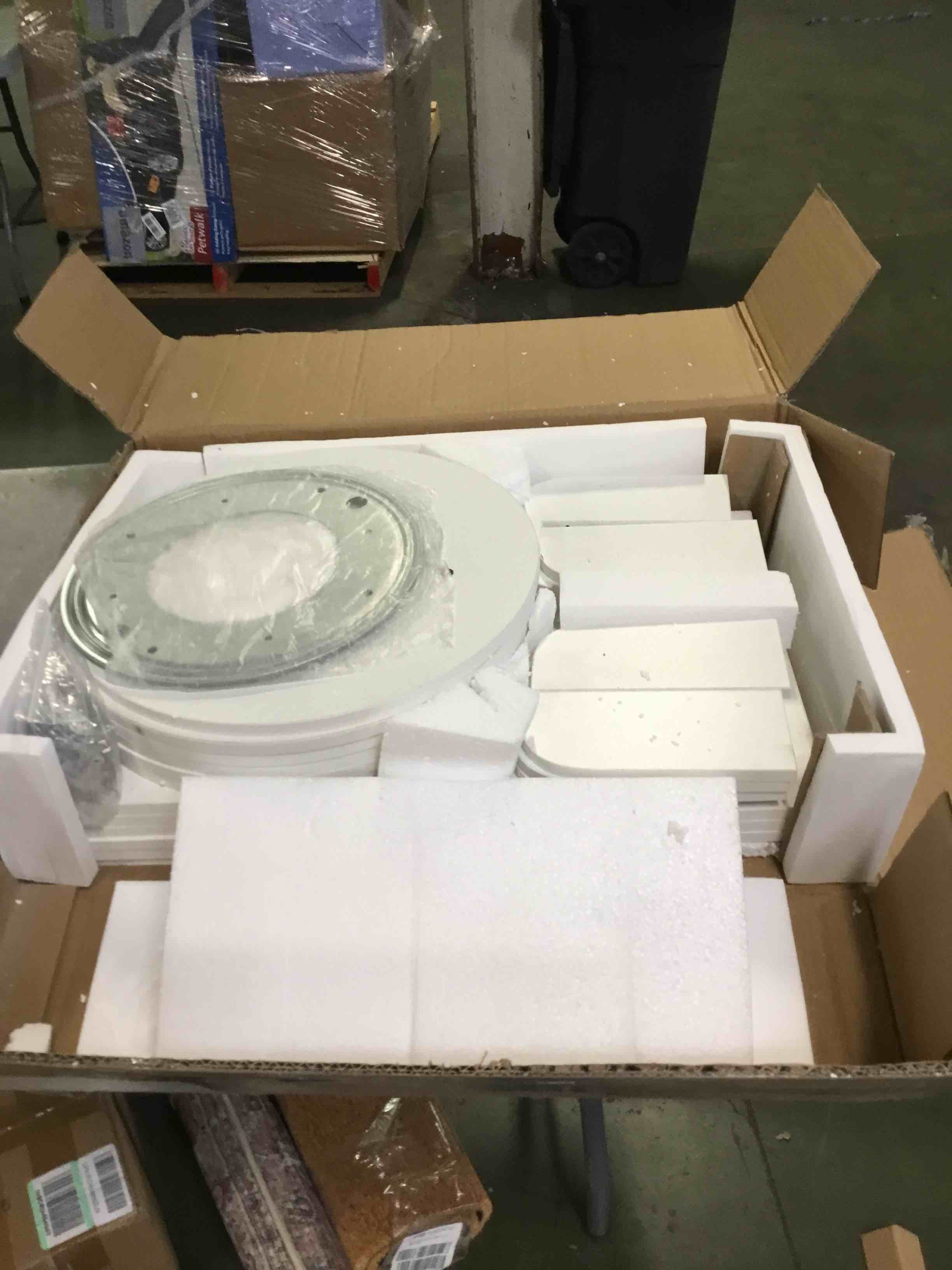 https://s3.amazonaws.com/lotting-images-prod/bidfta/BRN0414204_1731080626090.jpeg