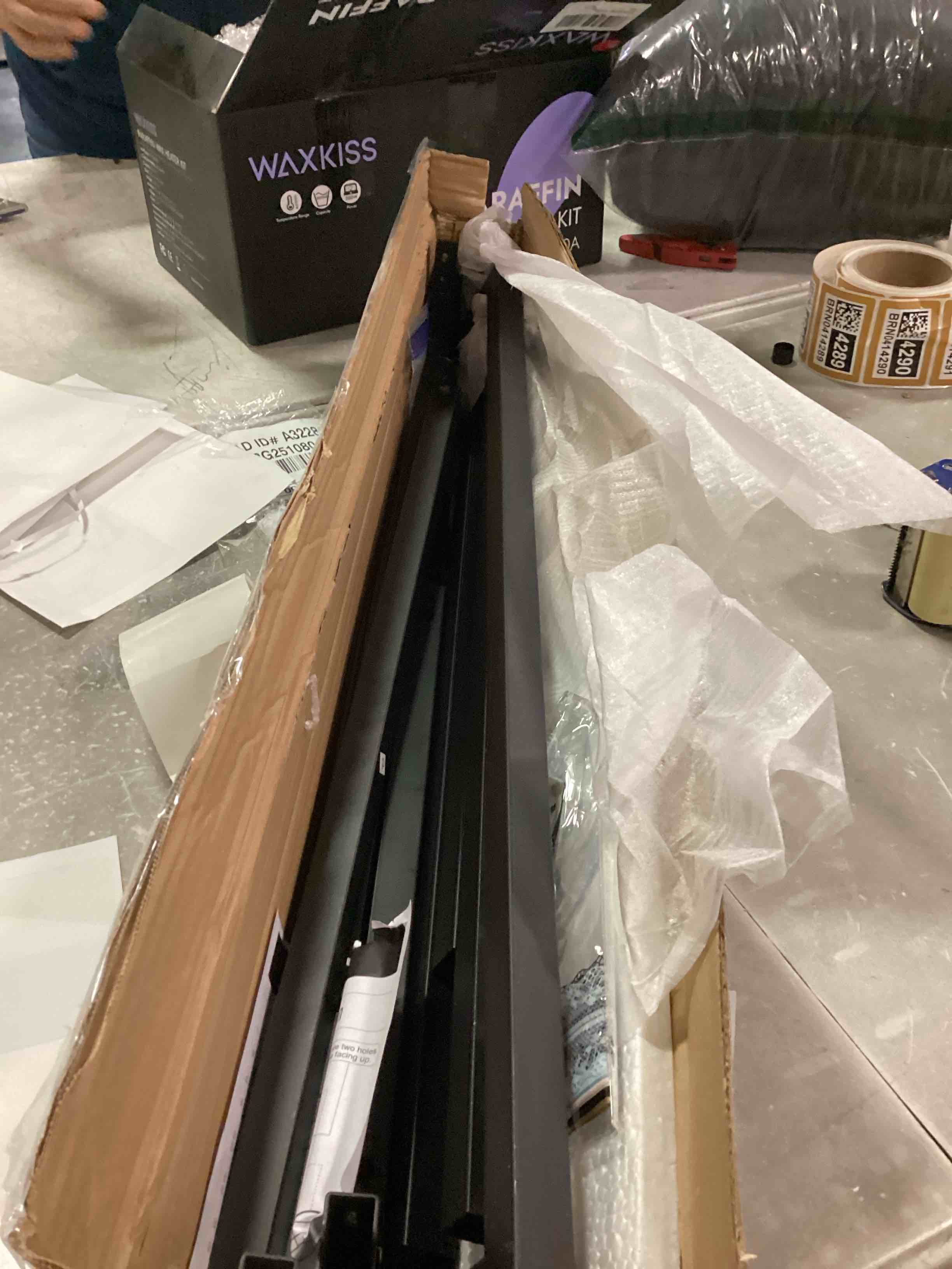 https://s3.amazonaws.com/lotting-images-prod/bidfta/BRN0414306_1730991062062.jpeg