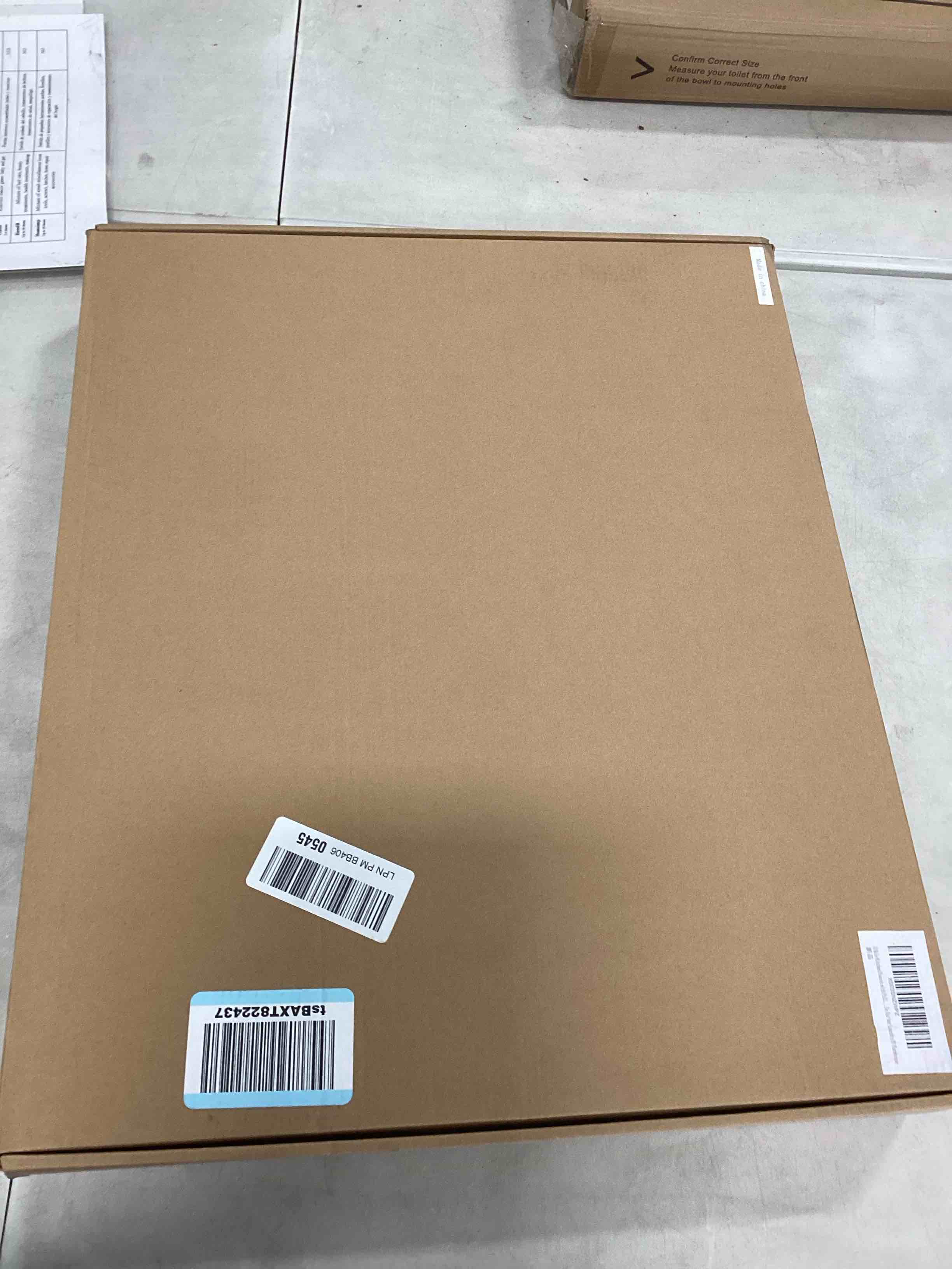 https://s3.amazonaws.com/lotting-images-prod/bidfta/BRN0418617_1733150802780.jpeg