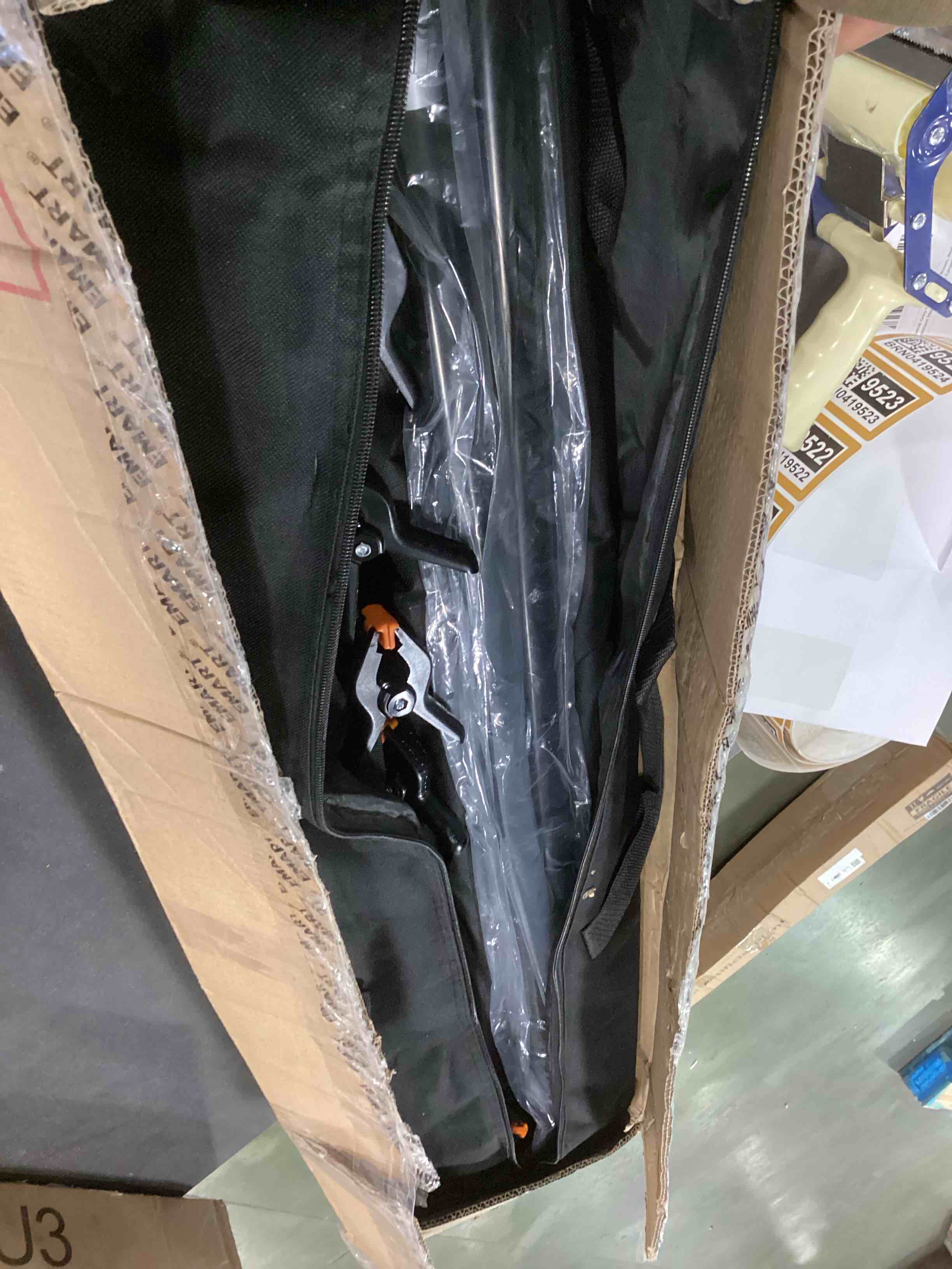 https://s3.amazonaws.com/lotting-images-prod/bidfta/BRN0419526_1731592671036.jpeg