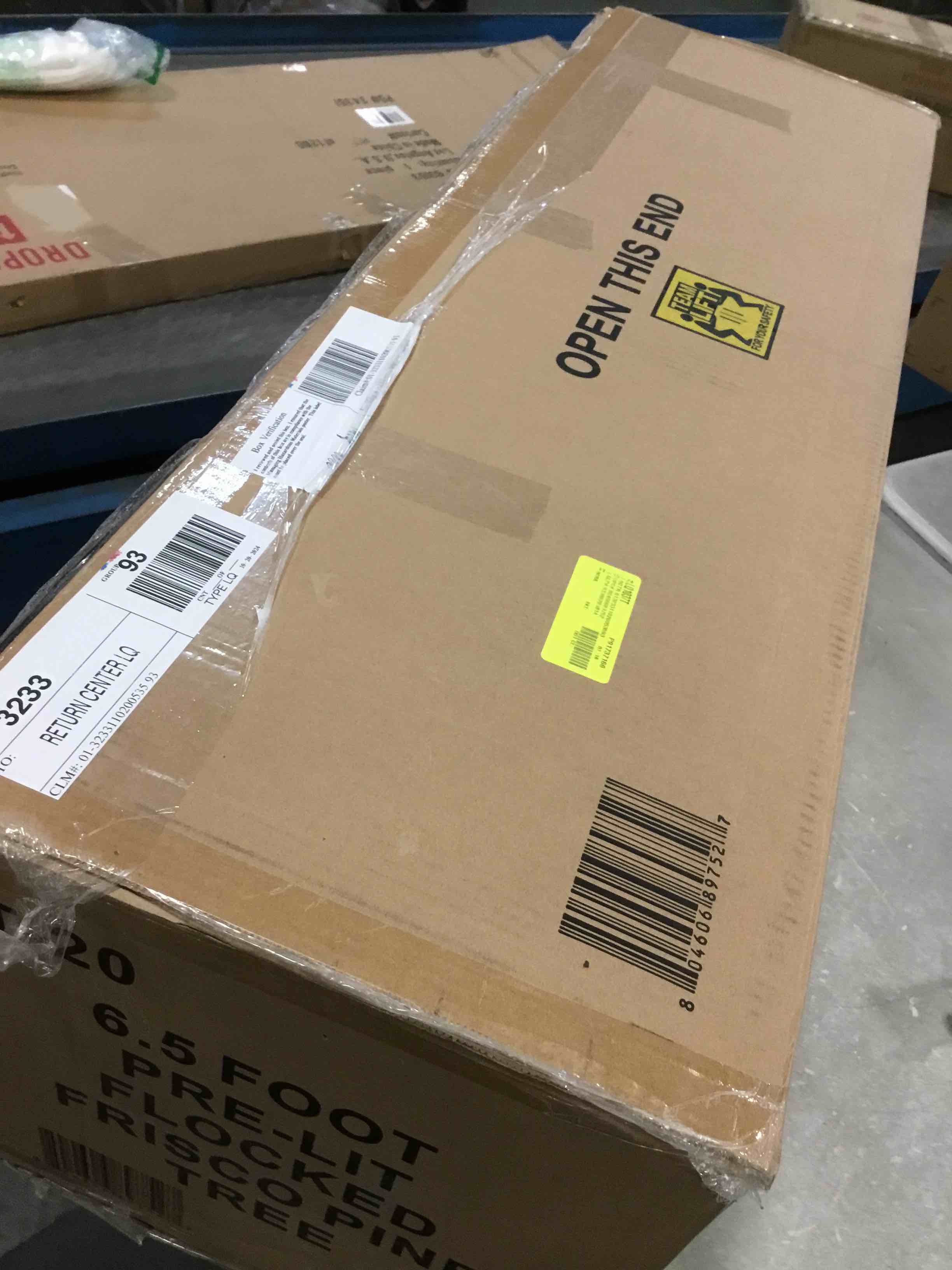 https://s3.amazonaws.com/lotting-images-prod/bidfta/BRN0420100_1732896707190.jpeg