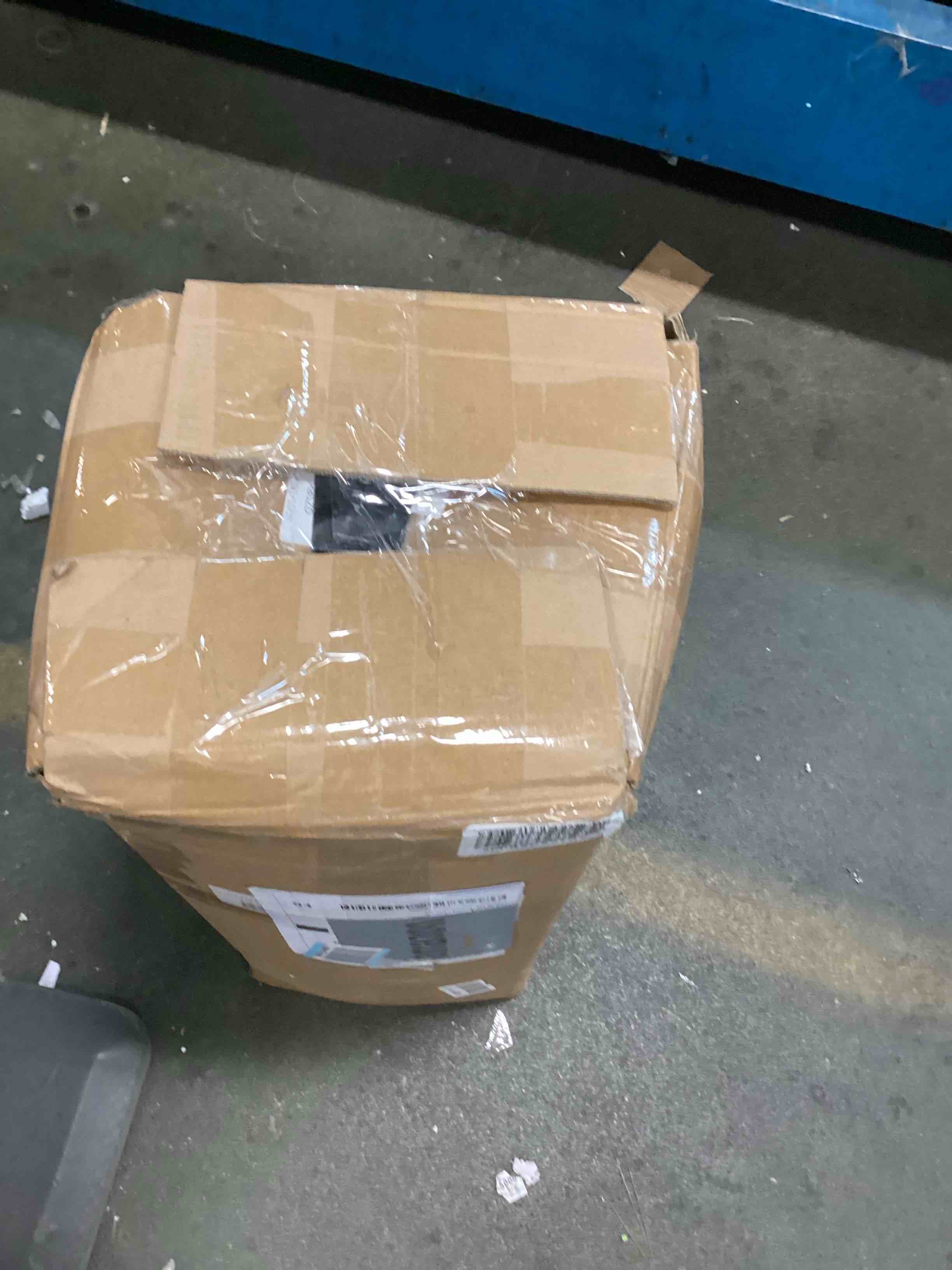 https://s3.amazonaws.com/lotting-images-prod/bidfta/BRN0421284_1730335544996.jpeg