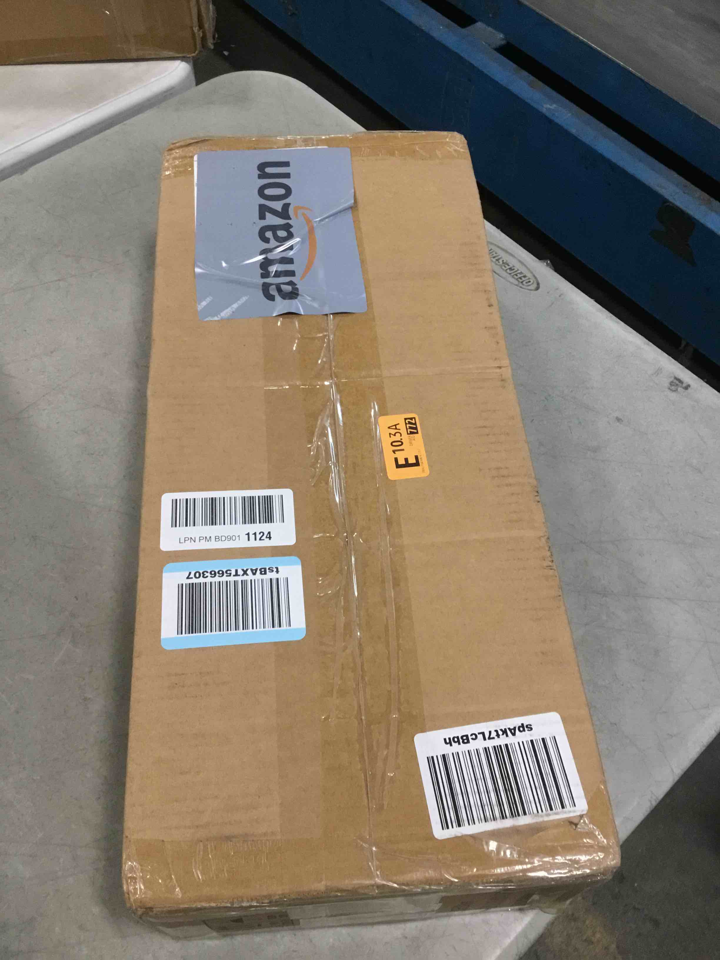 https://s3.amazonaws.com/lotting-images-prod/bidfta/BRN0421785_1729900671036.jpeg