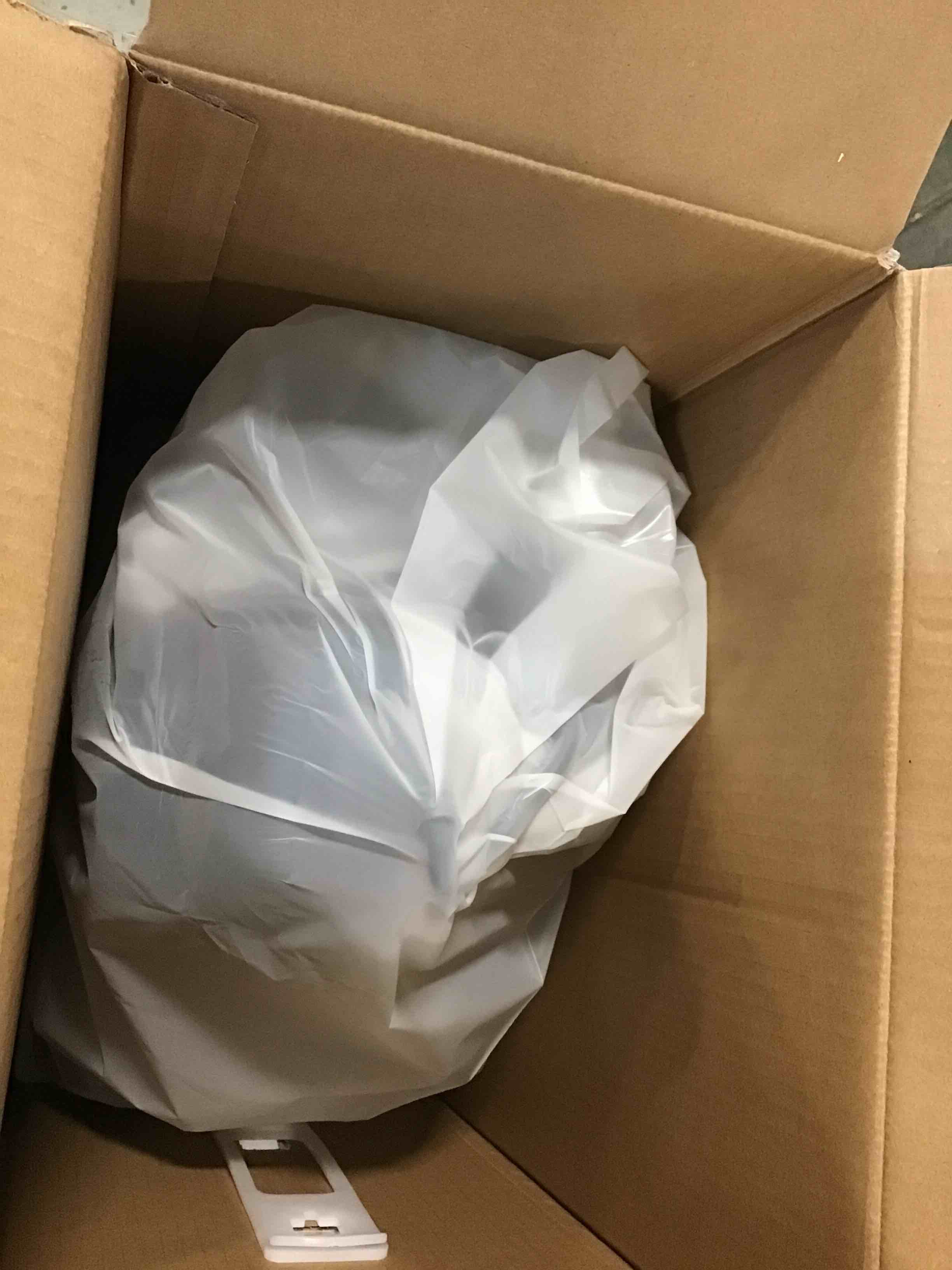 https://s3.amazonaws.com/lotting-images-prod/bidfta/BRN0422216_1734038184249.jpeg