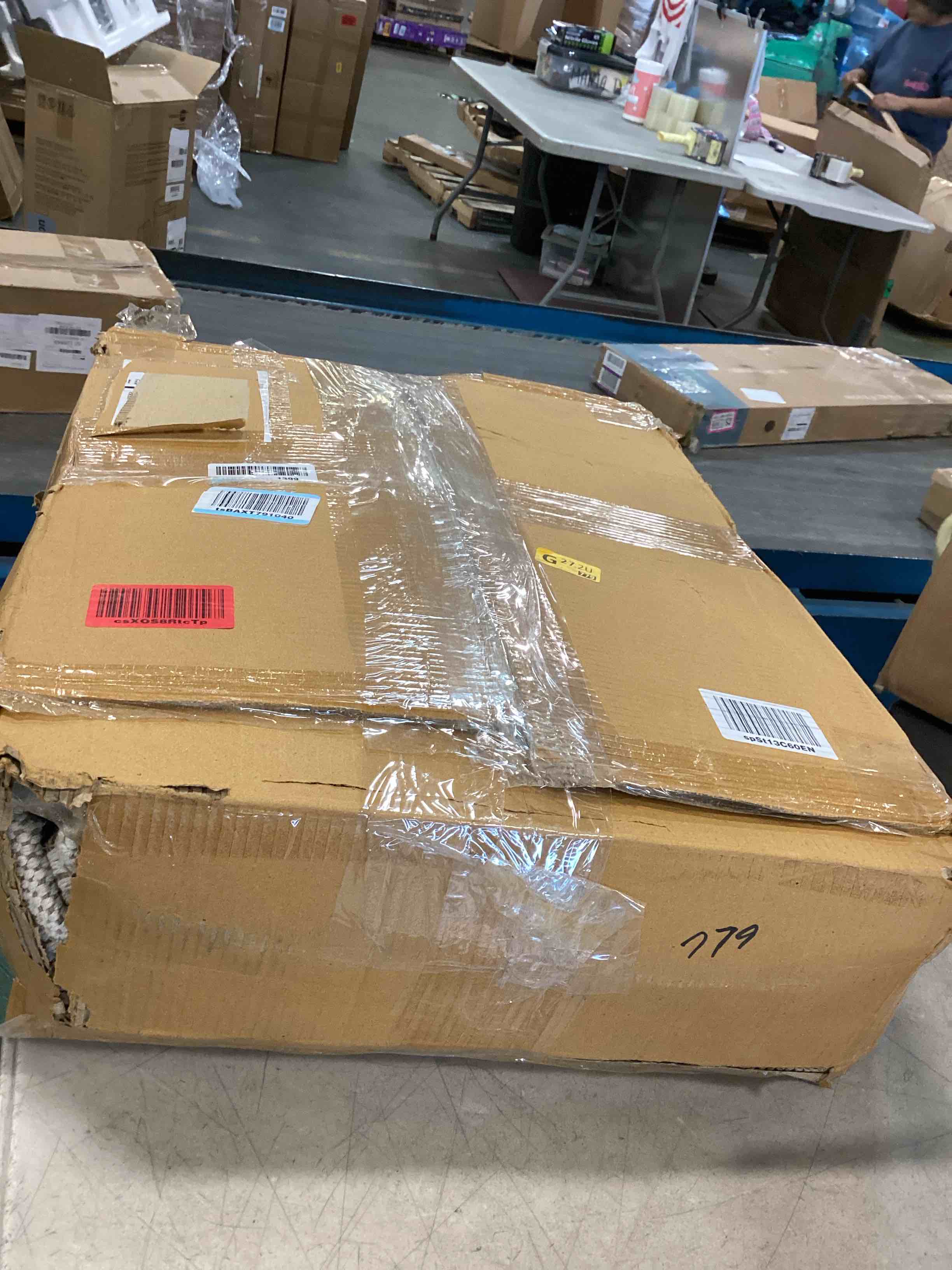 https://s3.amazonaws.com/lotting-images-prod/bidfta/BRN0426182_1729804190704.jpeg