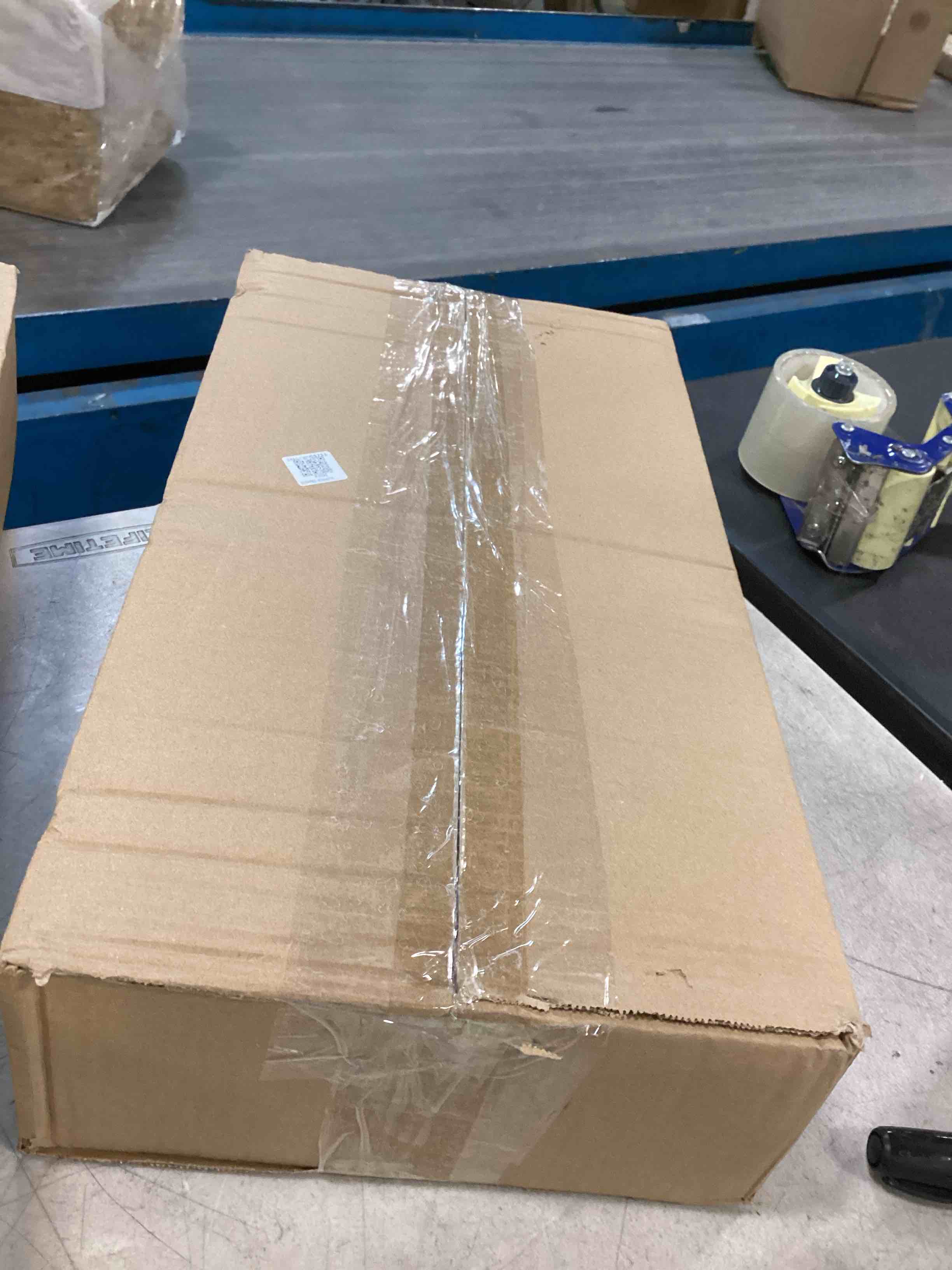https://s3.amazonaws.com/lotting-images-prod/bidfta/BRN0426961_1729550558845.jpeg