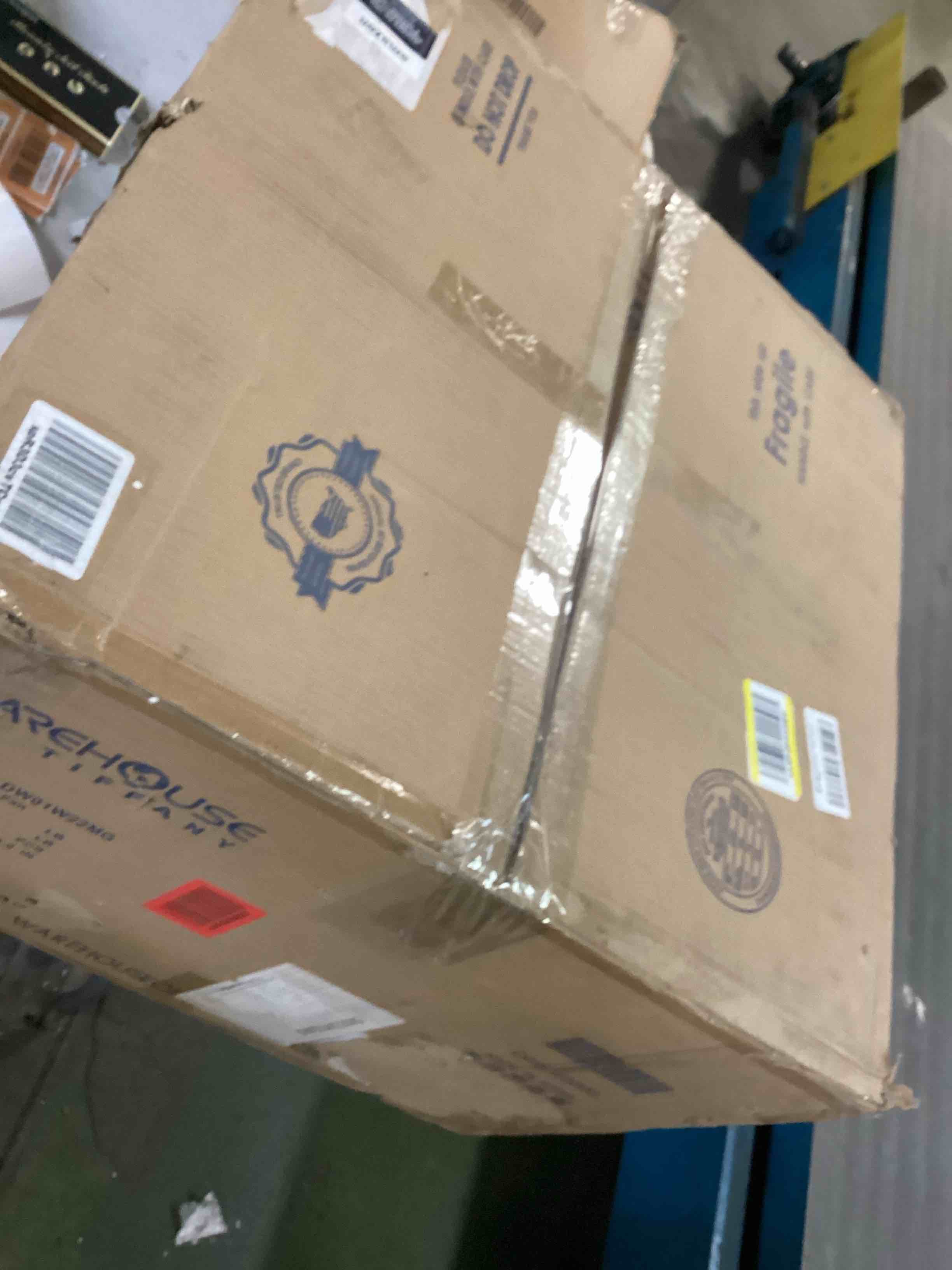 https://s3.amazonaws.com/lotting-images-prod/bidfta/BRN0427682_1729099738125.jpeg