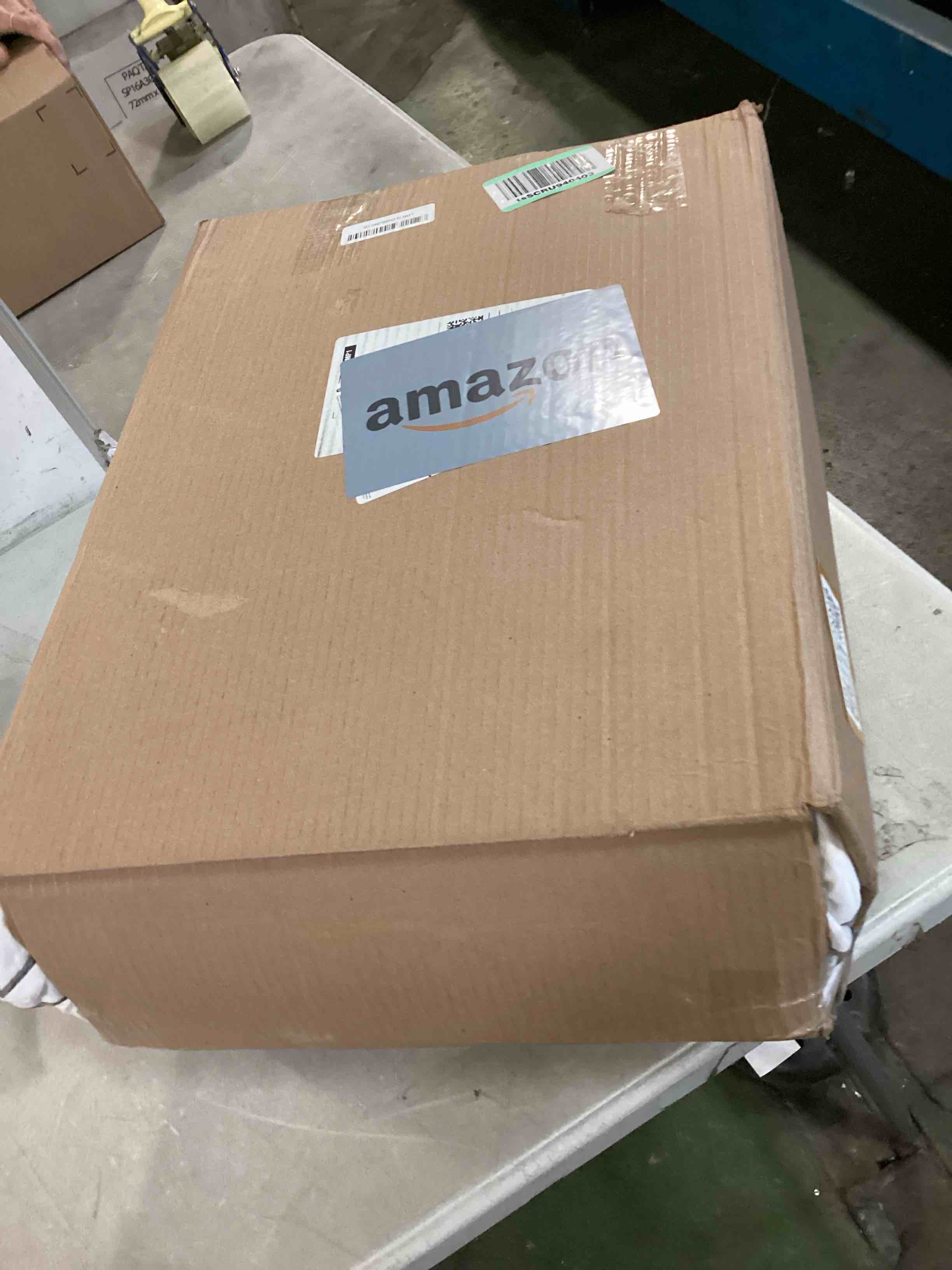 https://s3.amazonaws.com/lotting-images-prod/bidfta/BRN0427798_1729084627014.jpeg