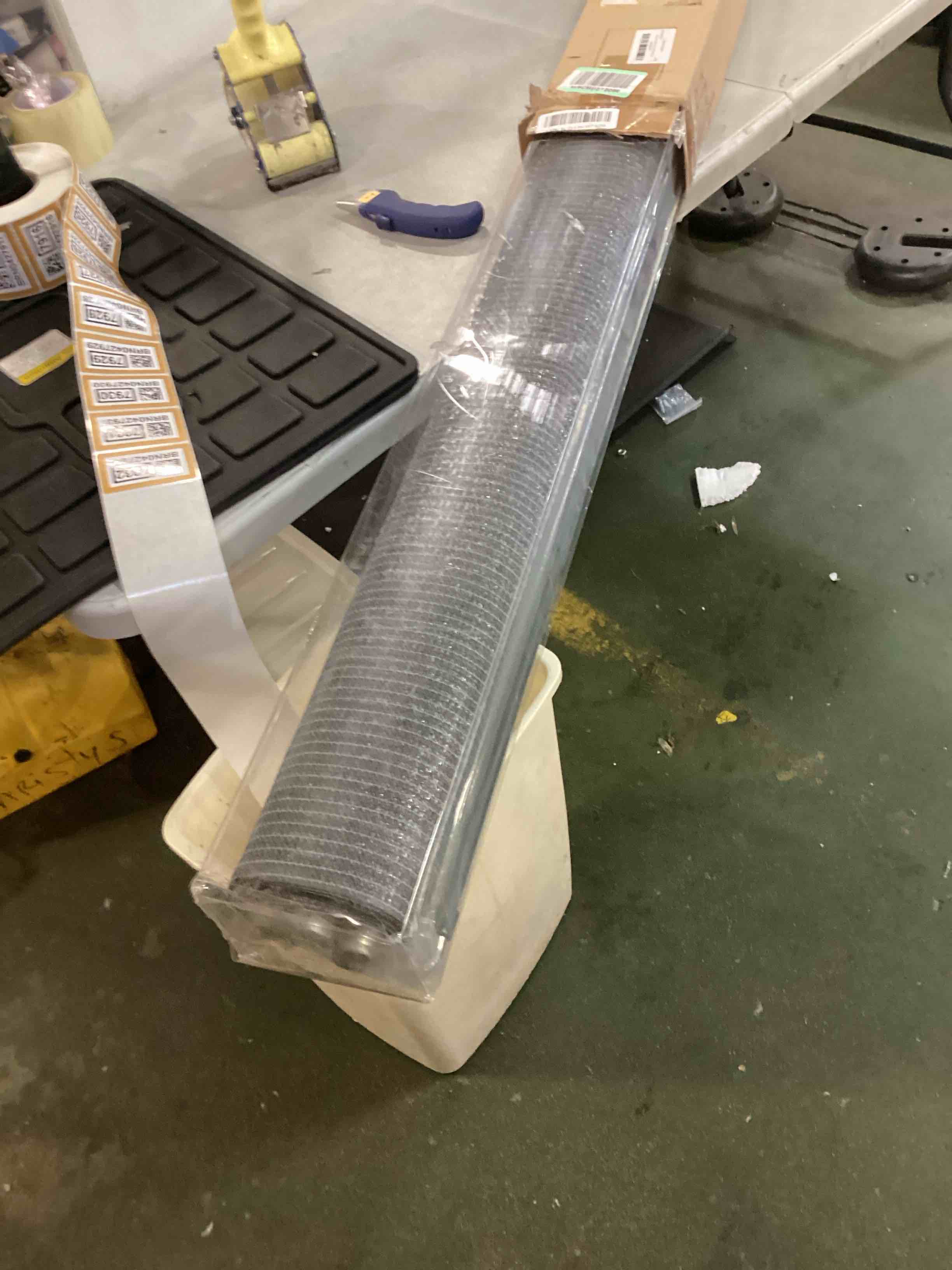 https://s3.amazonaws.com/lotting-images-prod/bidfta/BRN0427932_1729006760808.jpeg