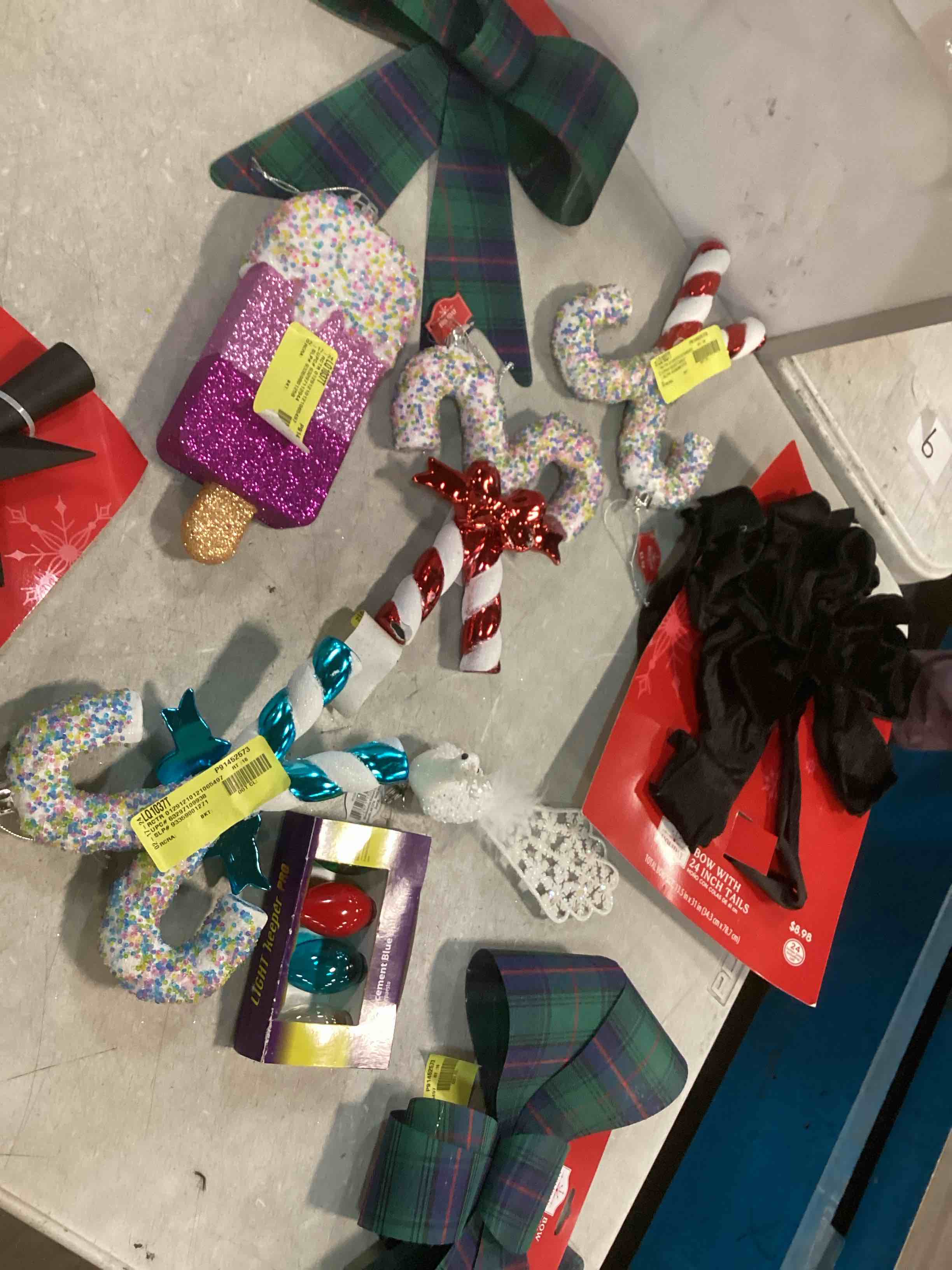 Assortment of Christmas Items 