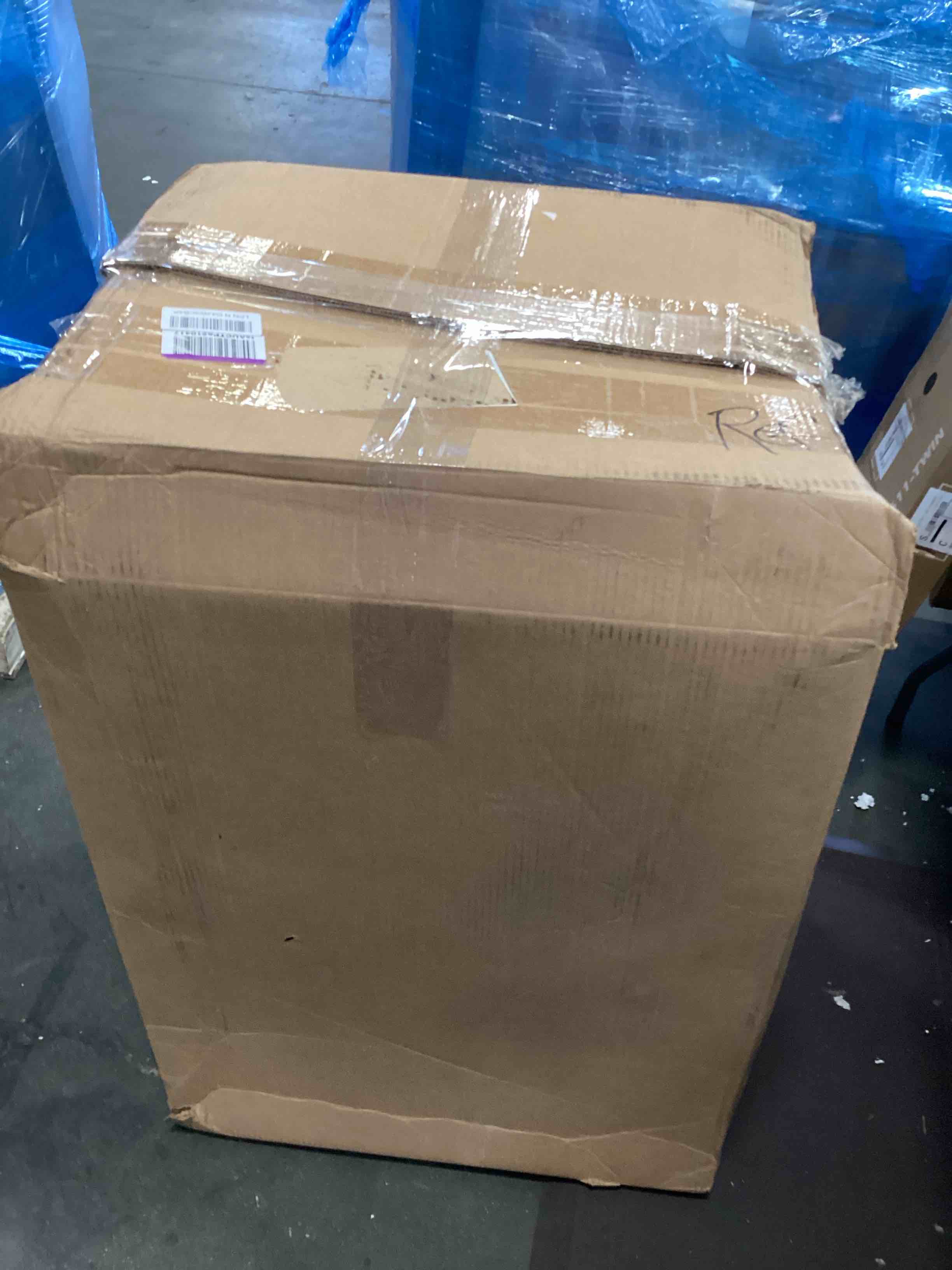 https://s3.amazonaws.com/lotting-images-prod/bidfta/BRN0432033_1729708761787.jpeg