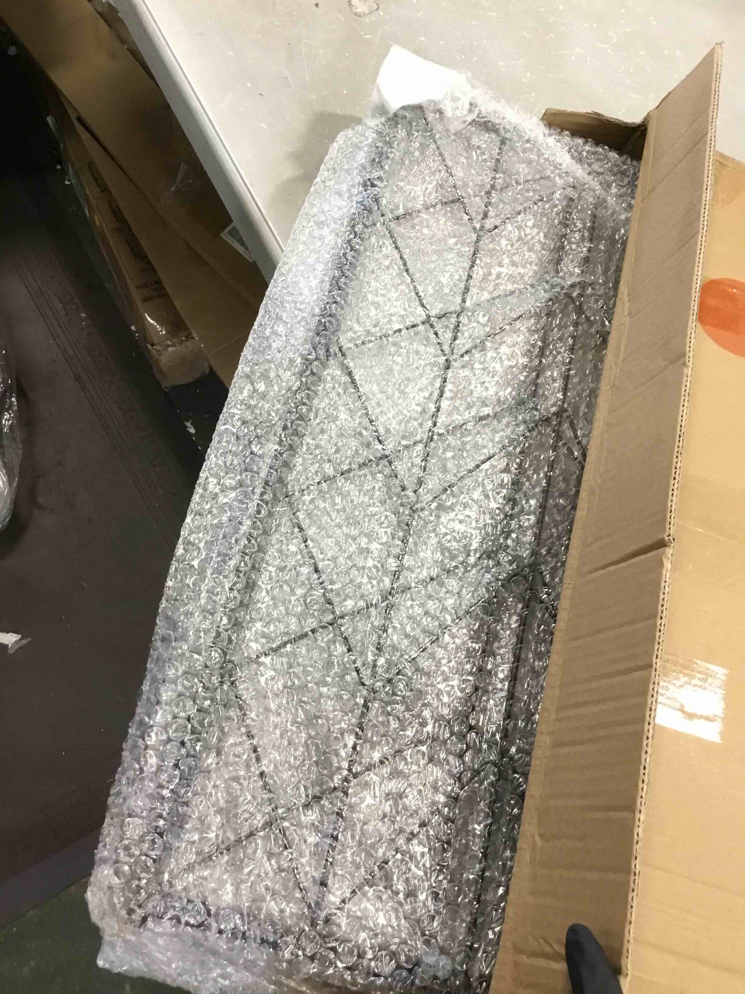 https://s3.amazonaws.com/lotting-images-prod/bidfta/BRN0433350_1729188870822.jpeg