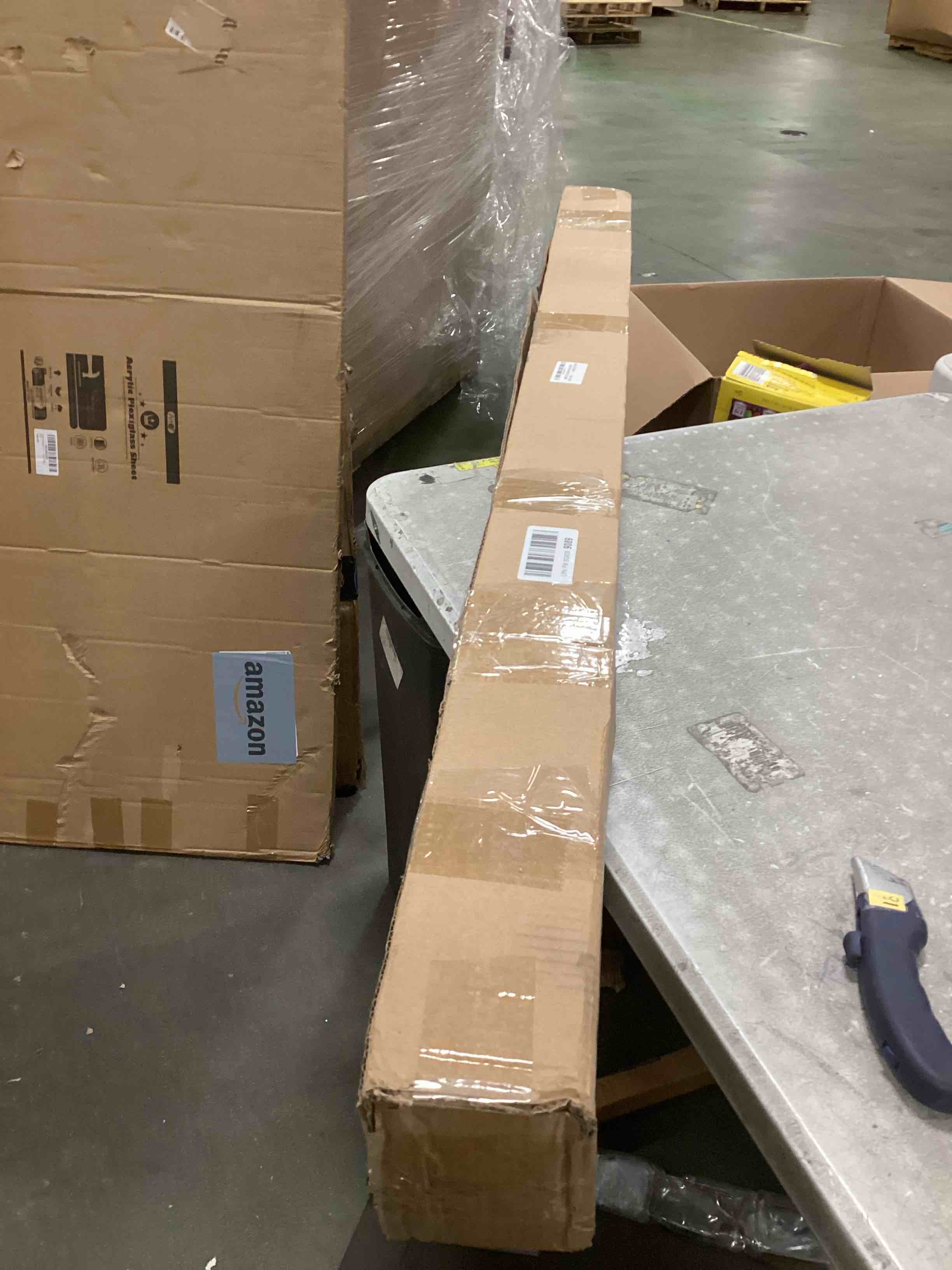 https://s3.amazonaws.com/lotting-images-prod/bidfta/BRN0434327_1729338254697.jpeg